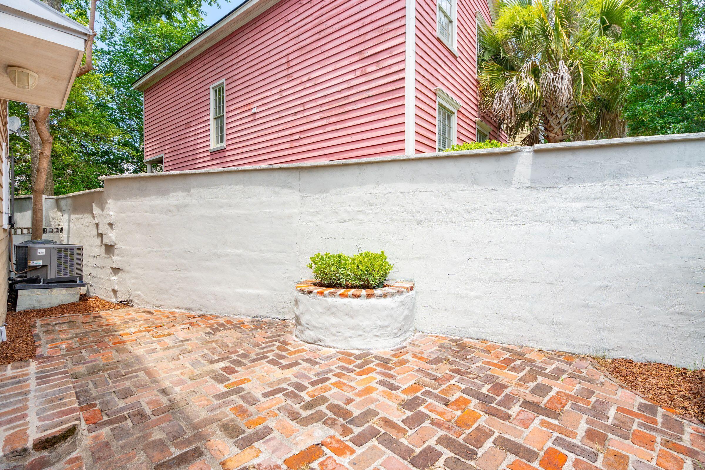 14 Jasper Street