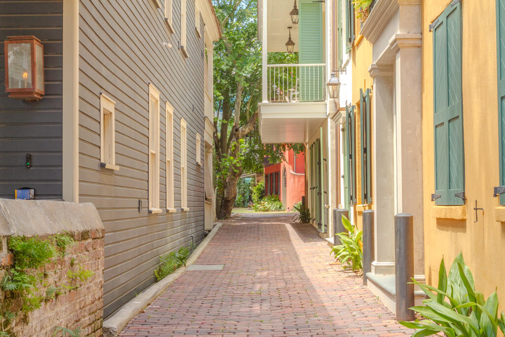 14 Catfiddle Street