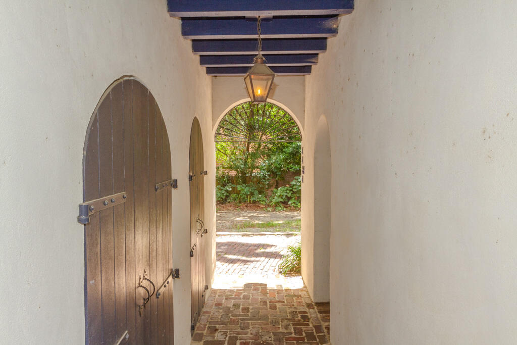 14 Catfiddle Street