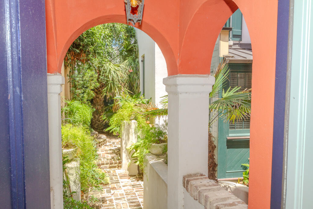 14 Catfiddle Street