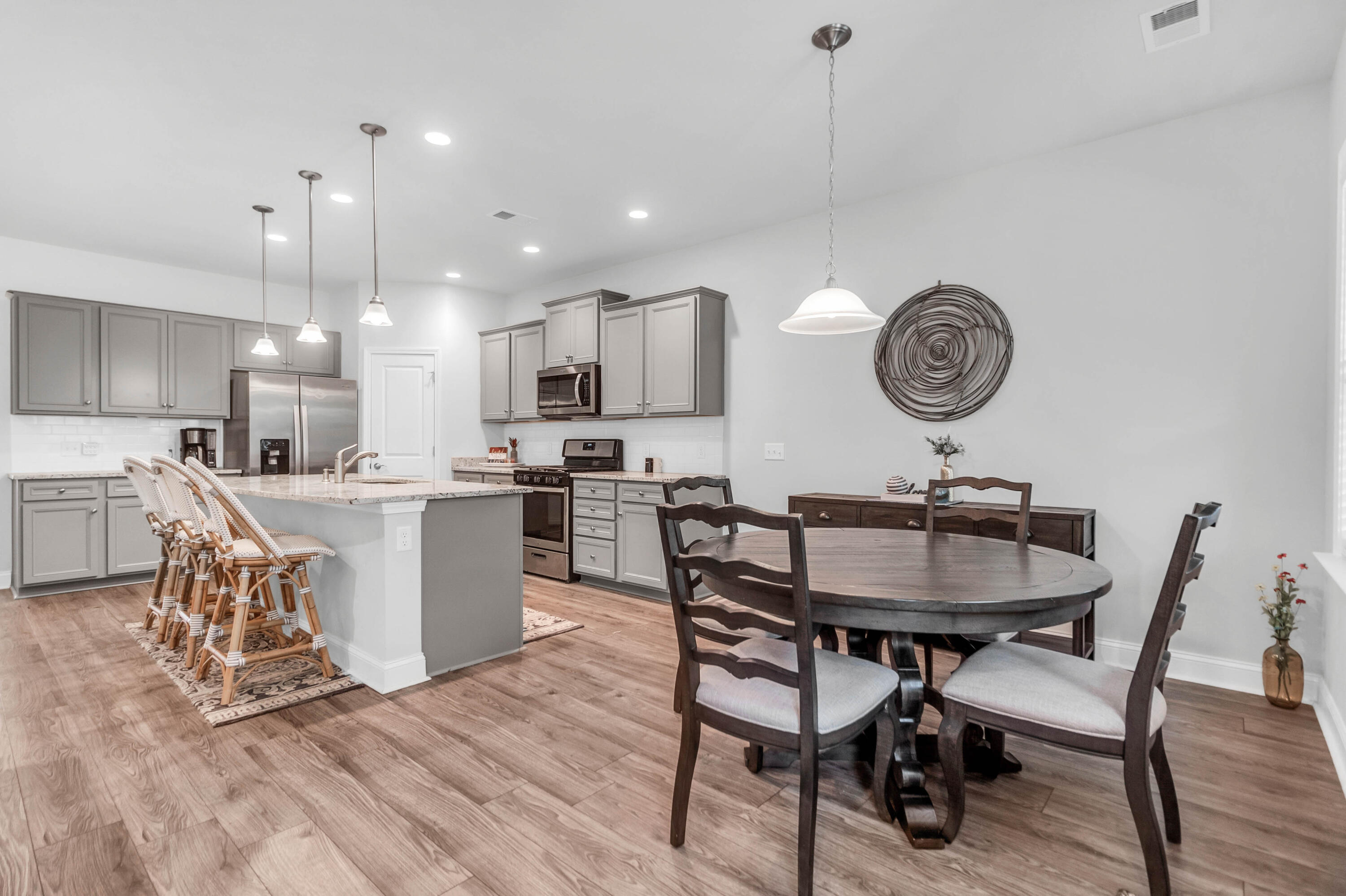 2105 Rowan Road