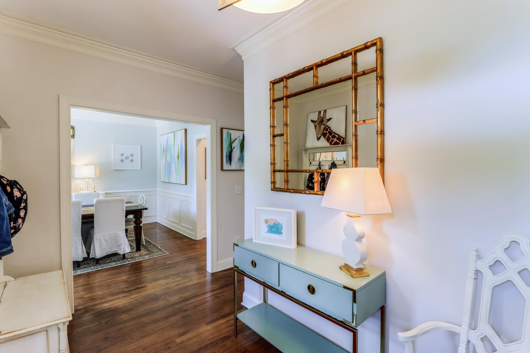 558 Island Walk E