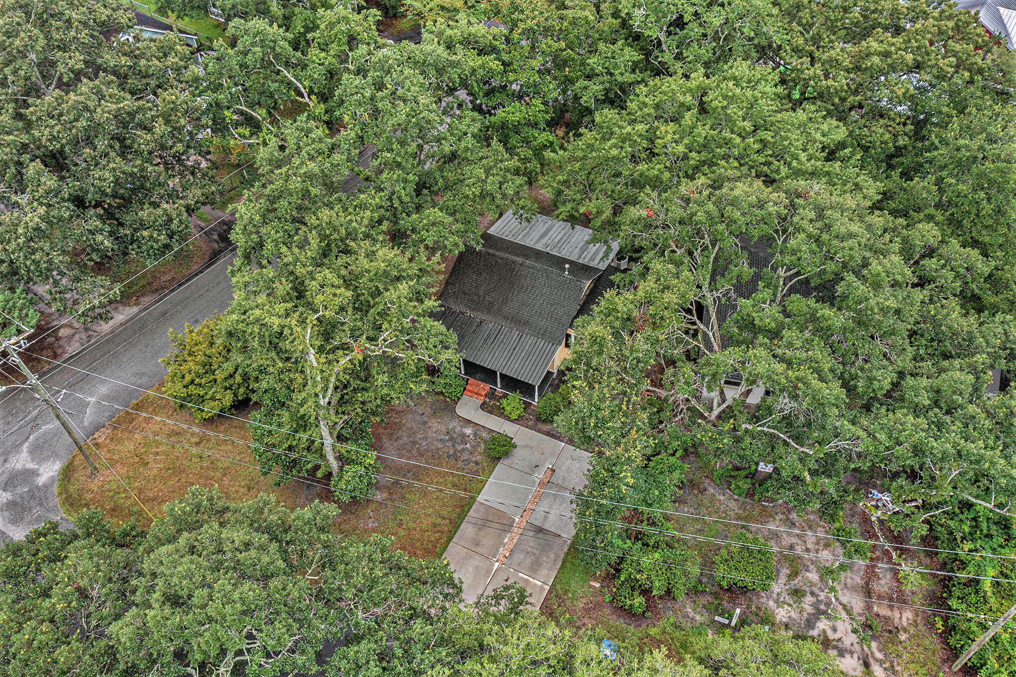 1249 Wisteria Road
