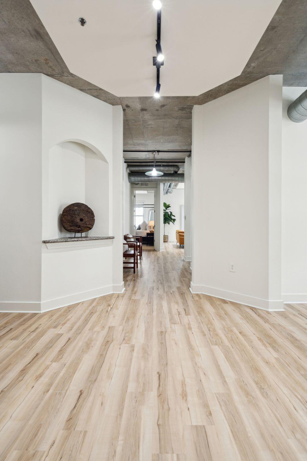 150 Bee Street # 515
