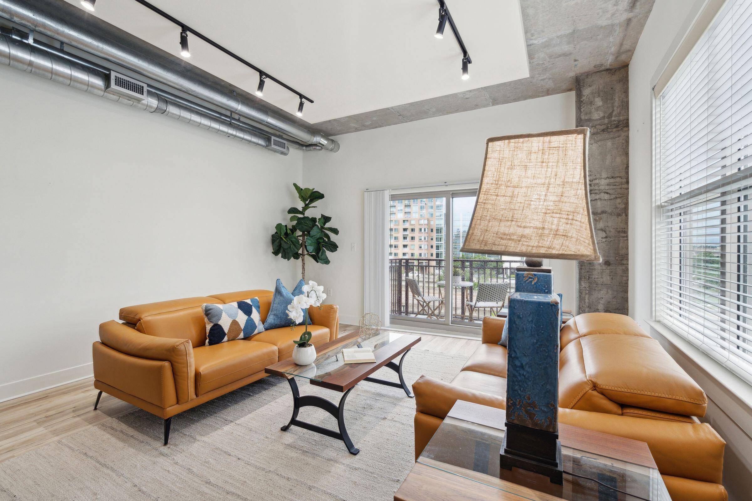 150 Bee Street # 515