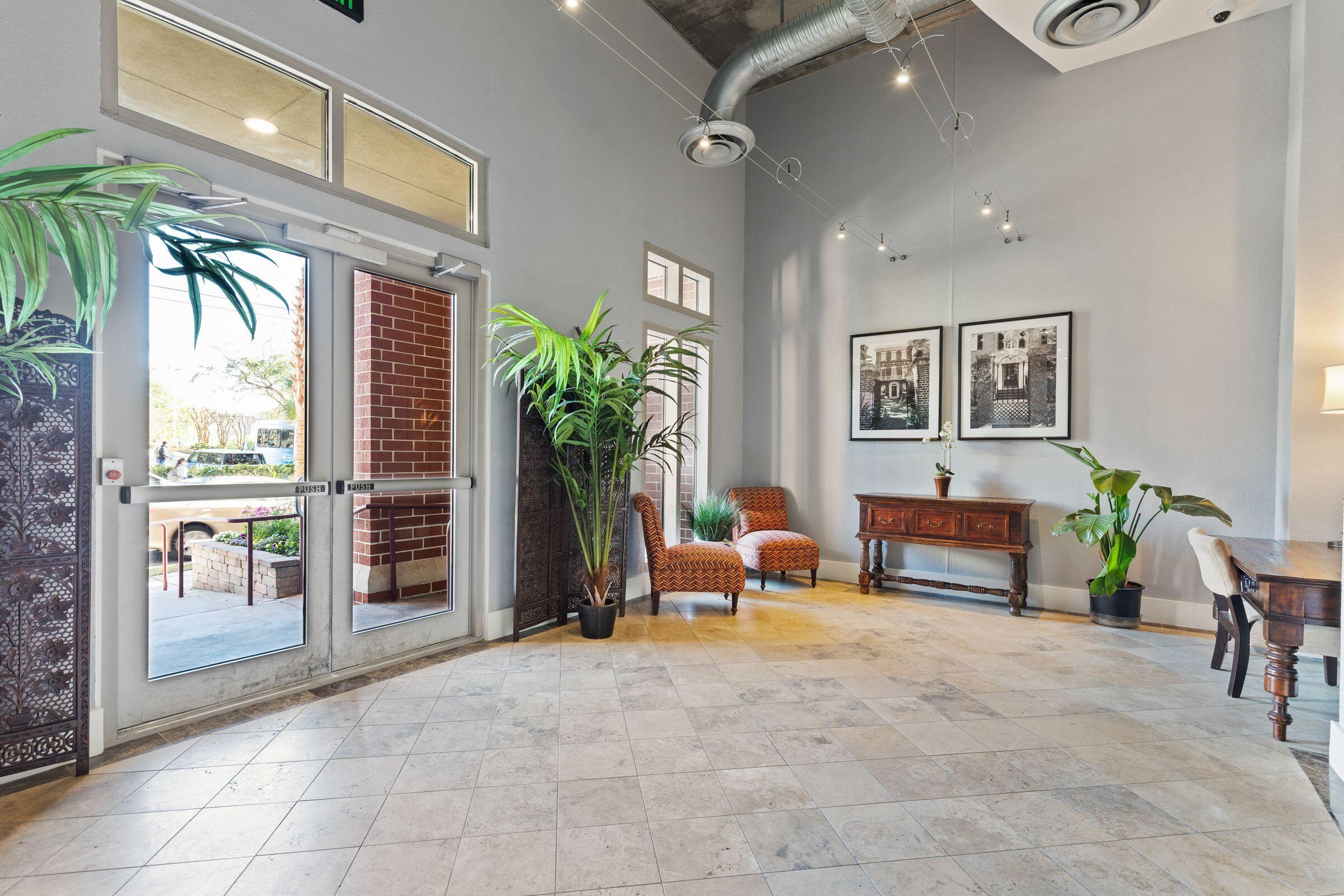 150 Bee Street # 515