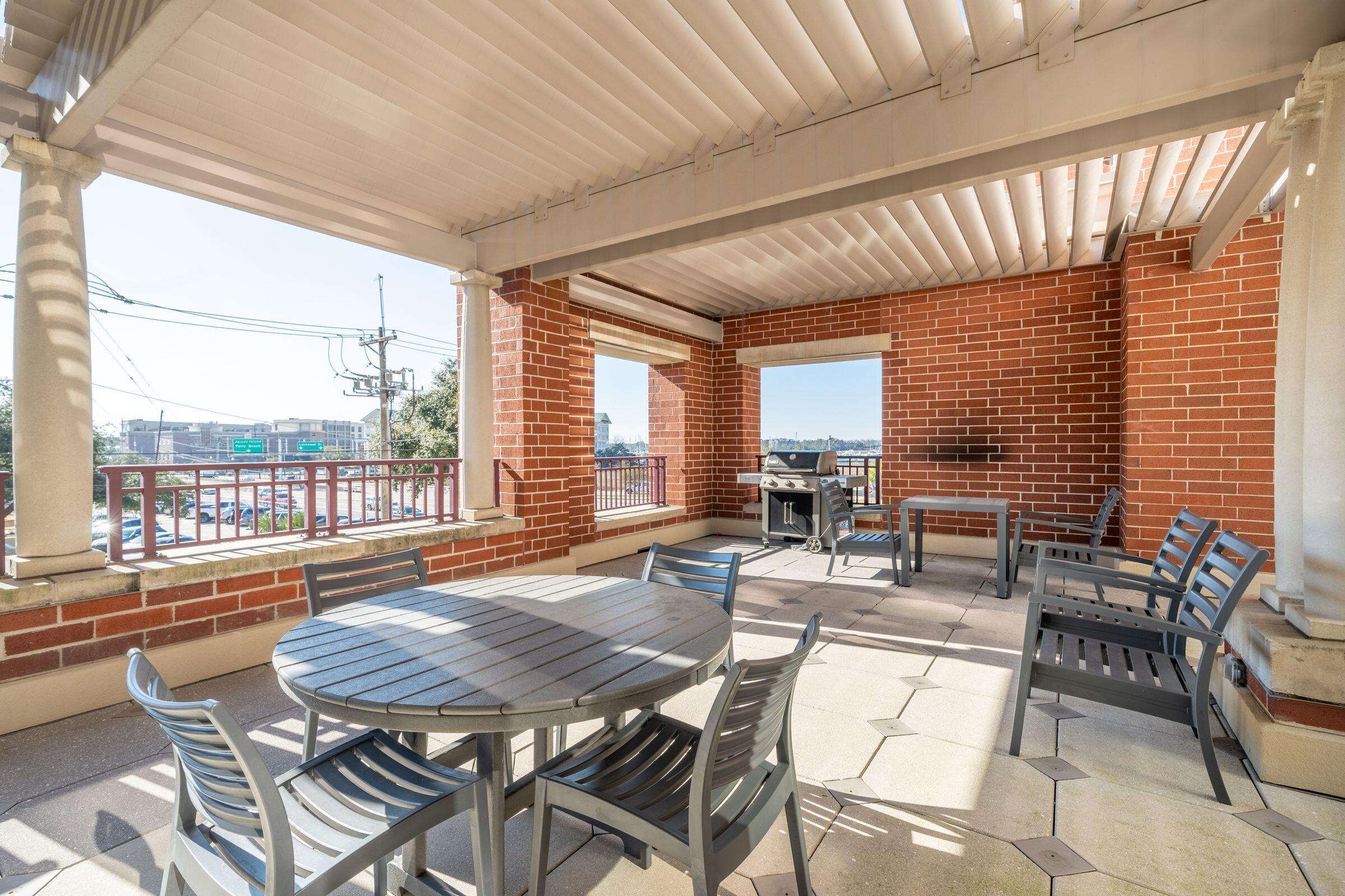 150 Bee Street # 515