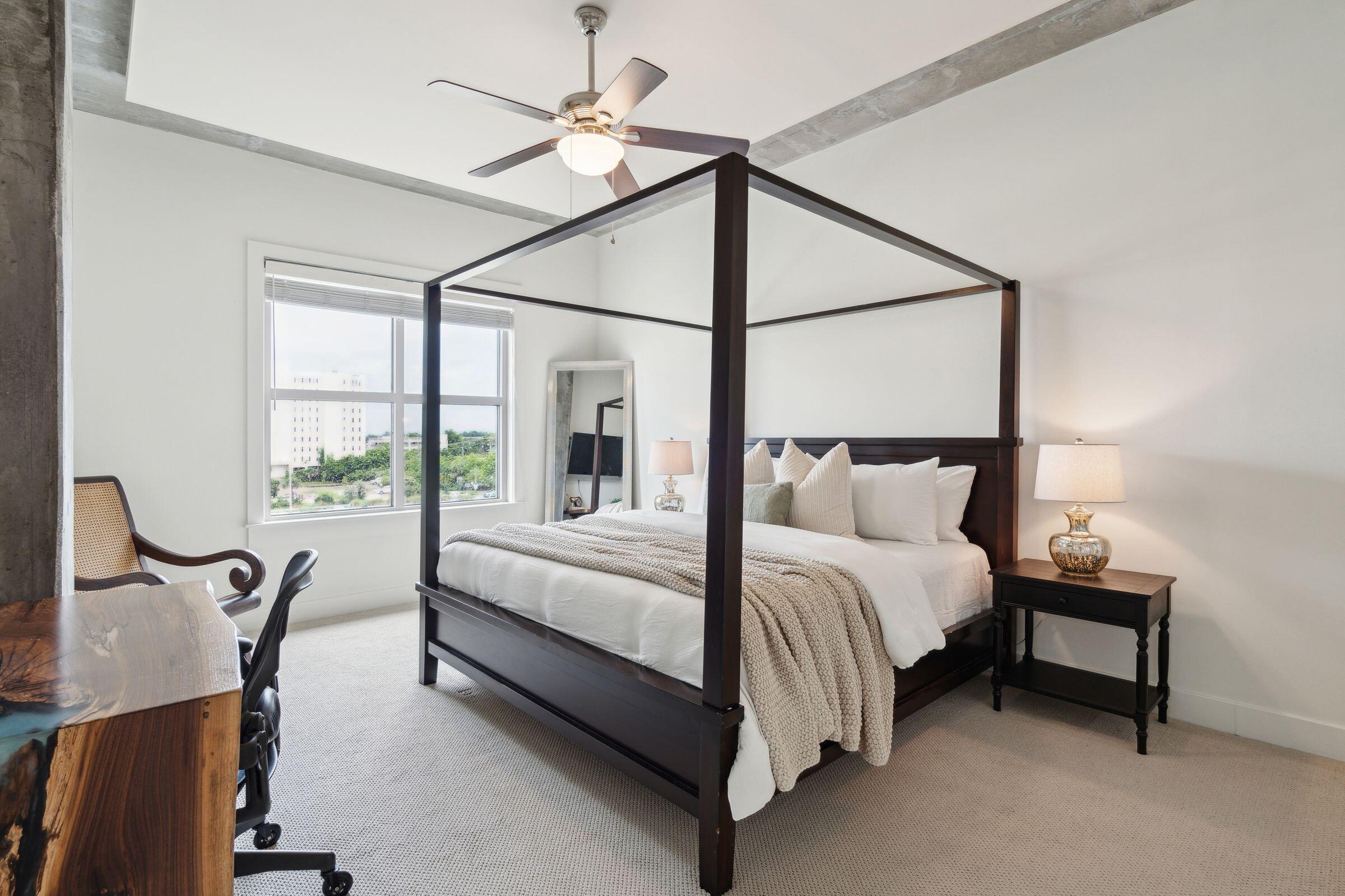 150 Bee Street # 515