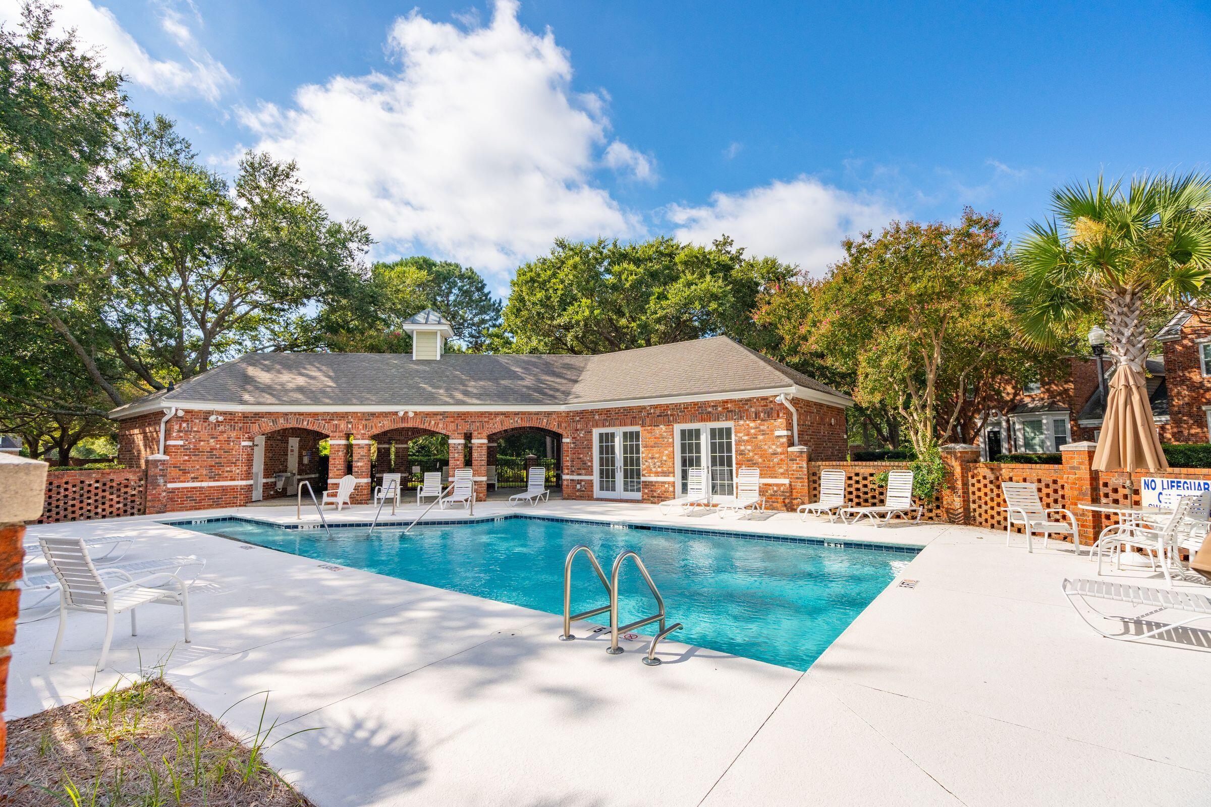 753 Natchez Circle