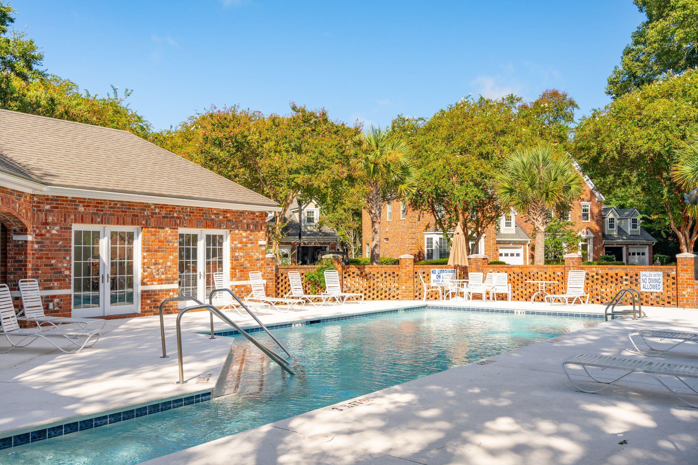 753 Natchez Circle