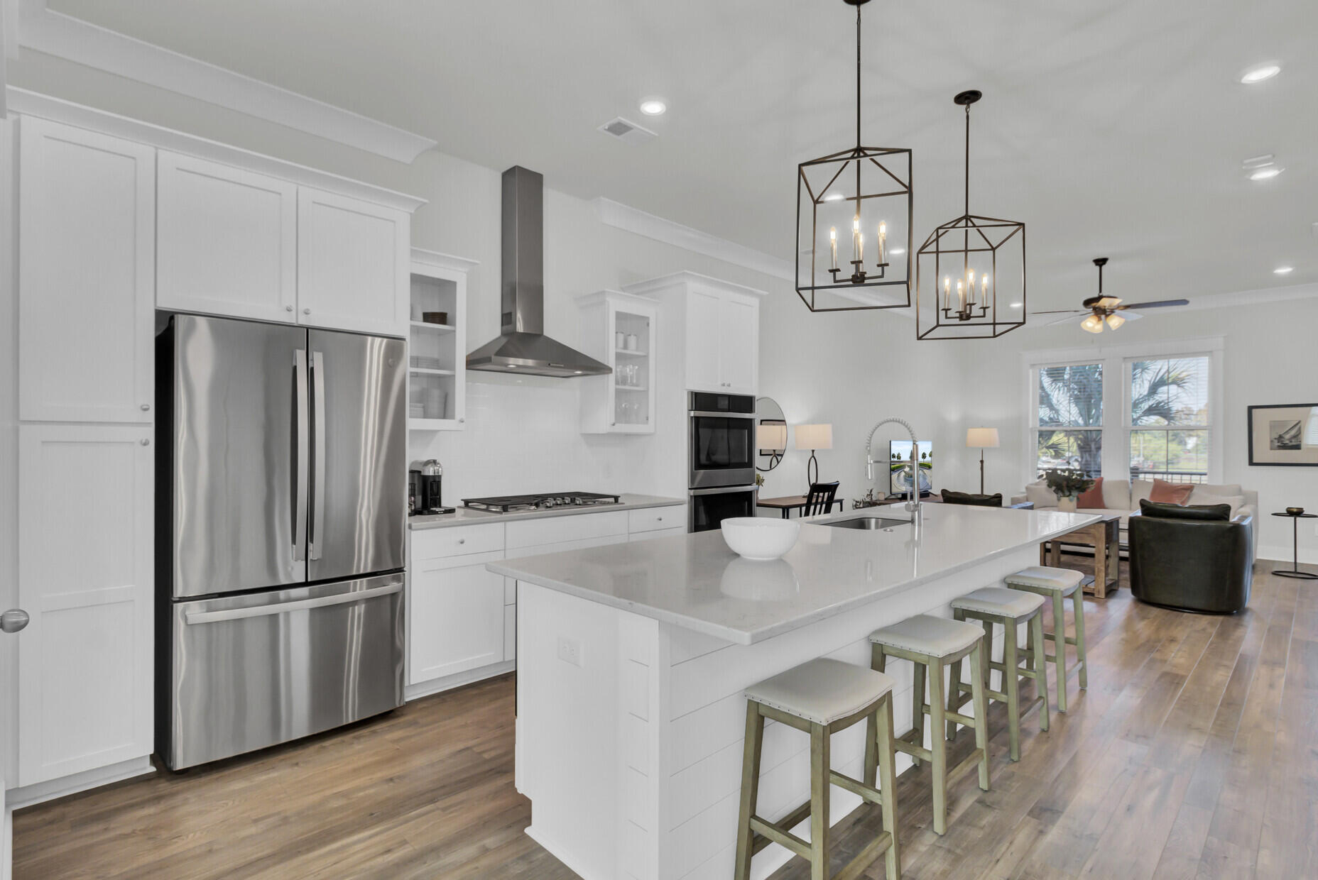 1634 Florentia Street # 2 Unit: J-2