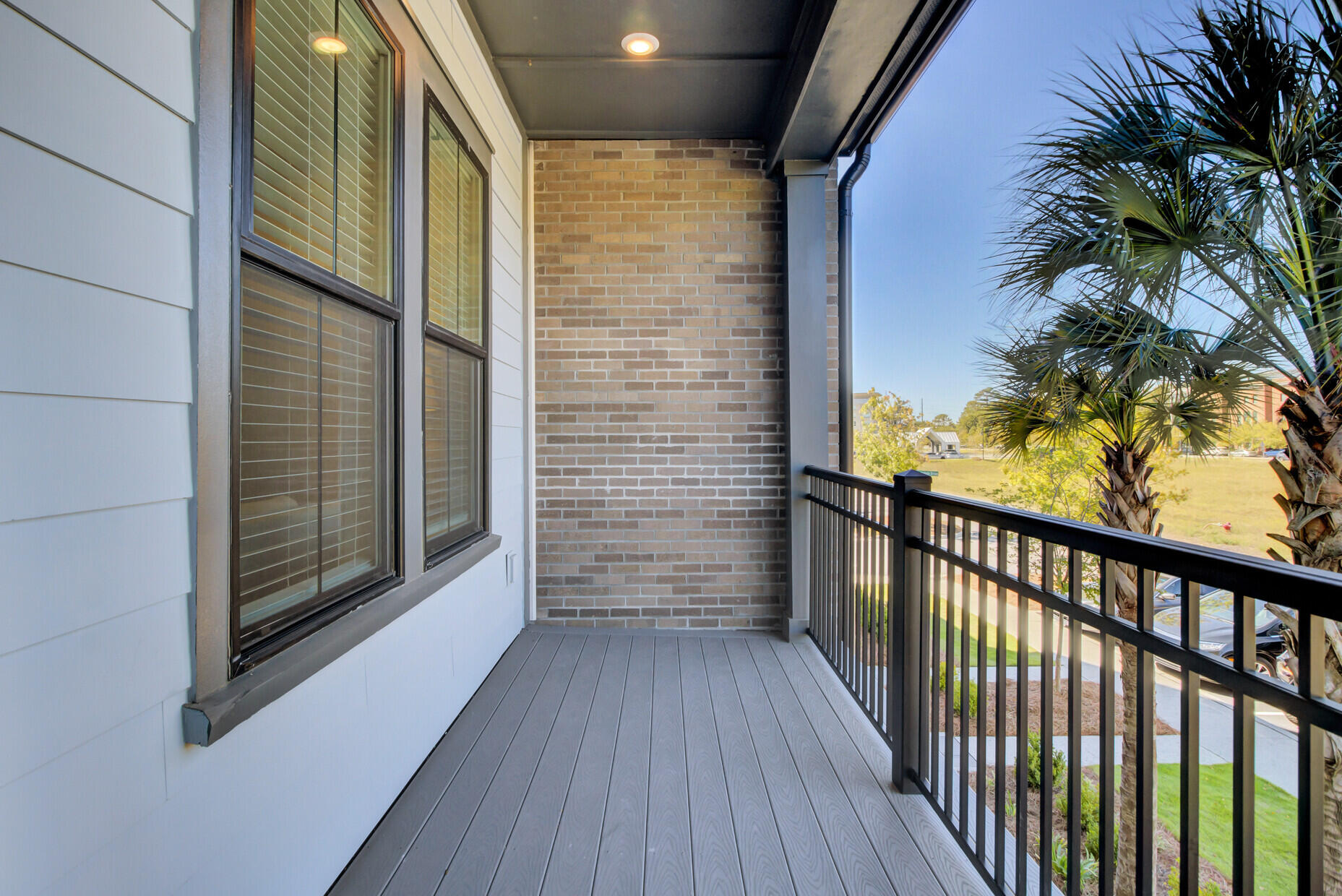1634 Florentia Street # 2 Unit: J-2