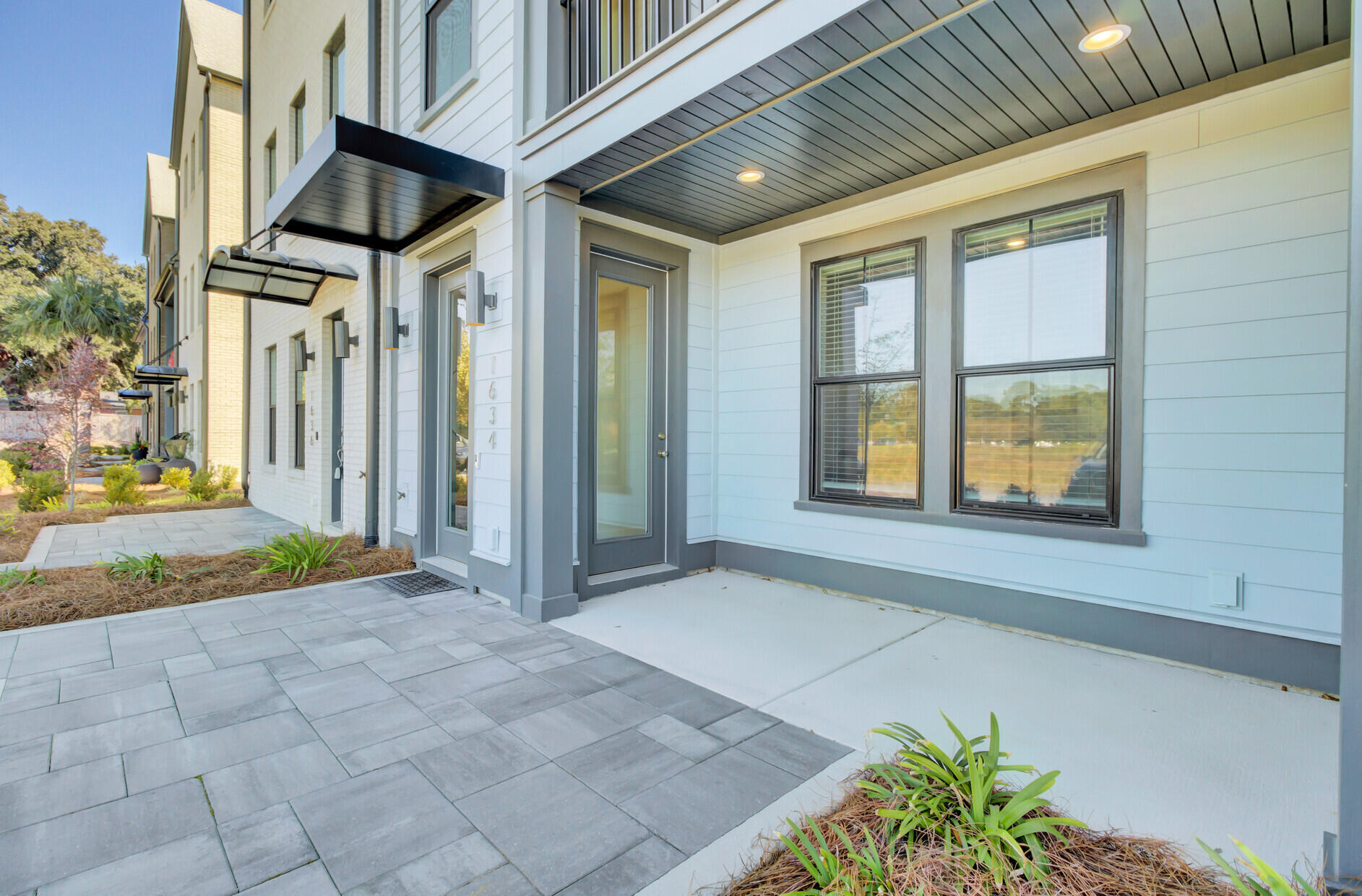 1634 Florentia Street # 2 Unit: J-2