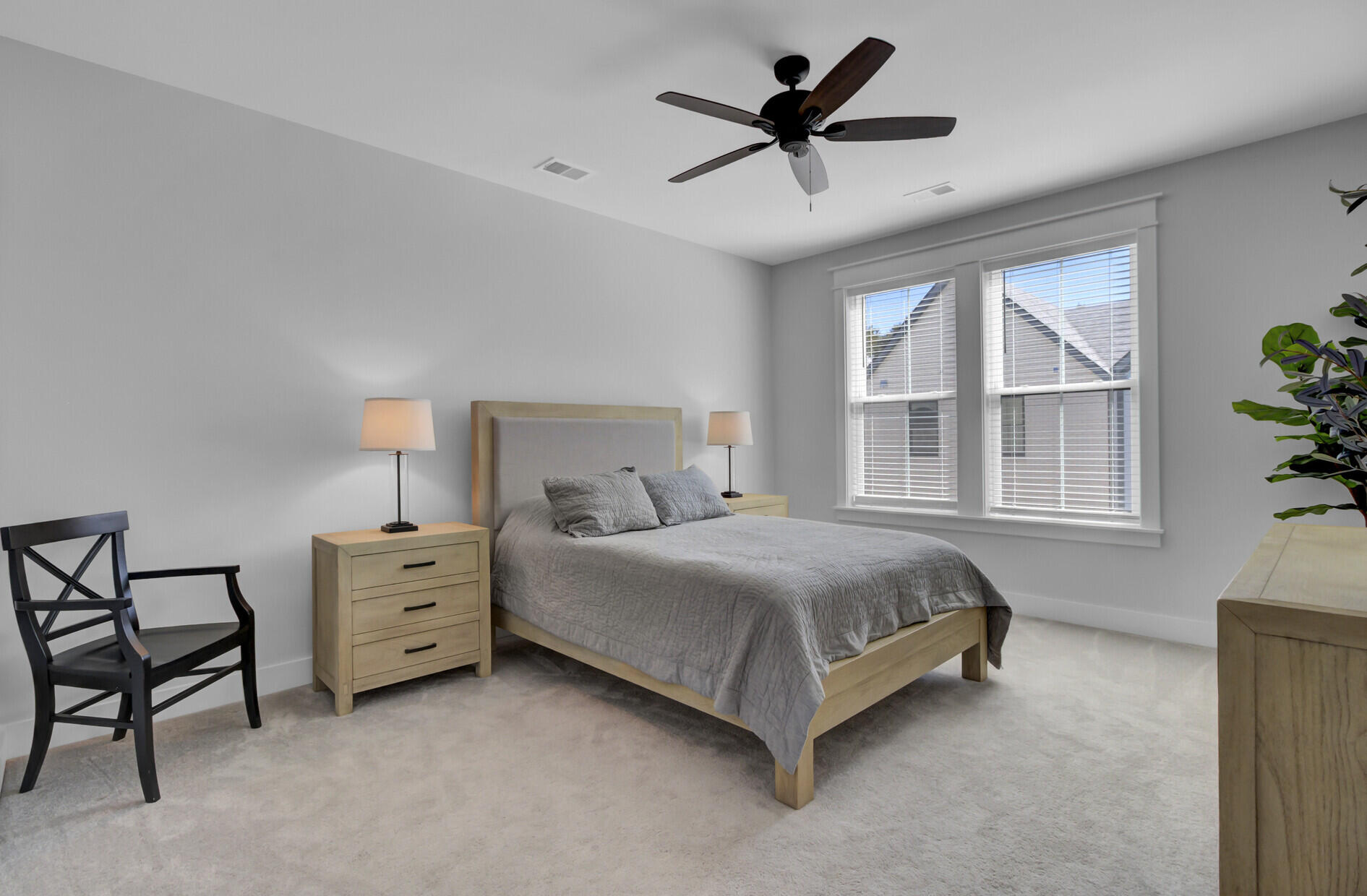 1634 Florentia Street # 2 Unit: J-2