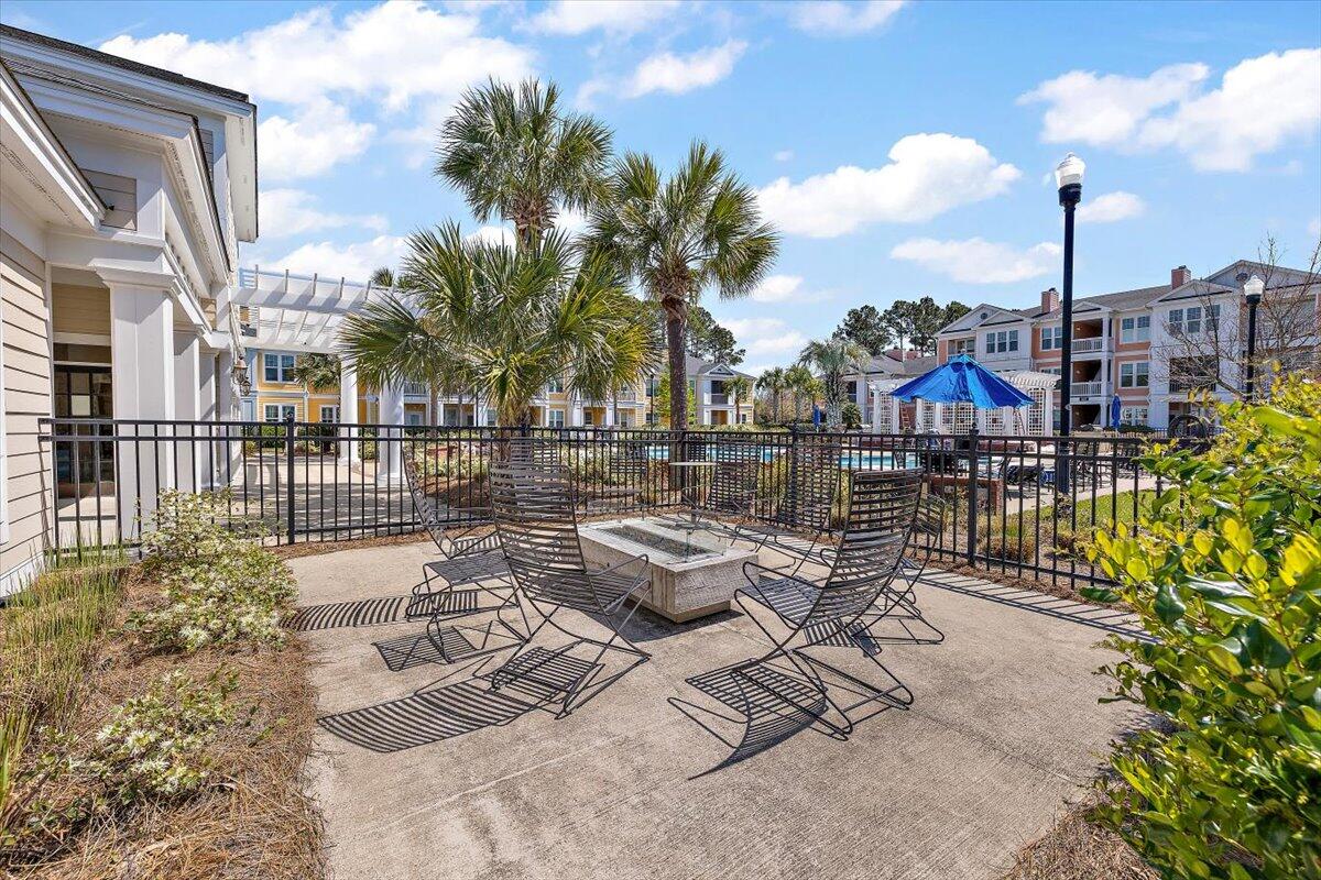 2334 Chatelain Way # 2334