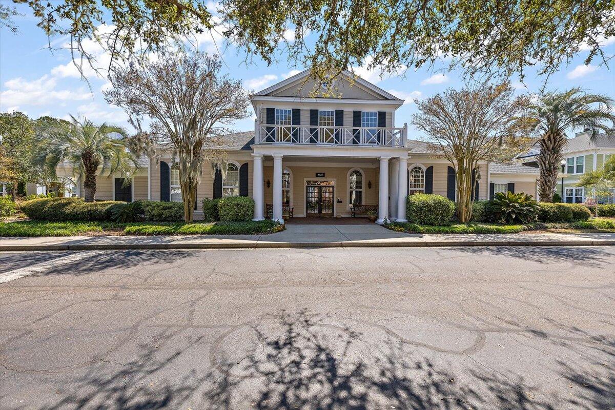 2334 Chatelain Way # 2334