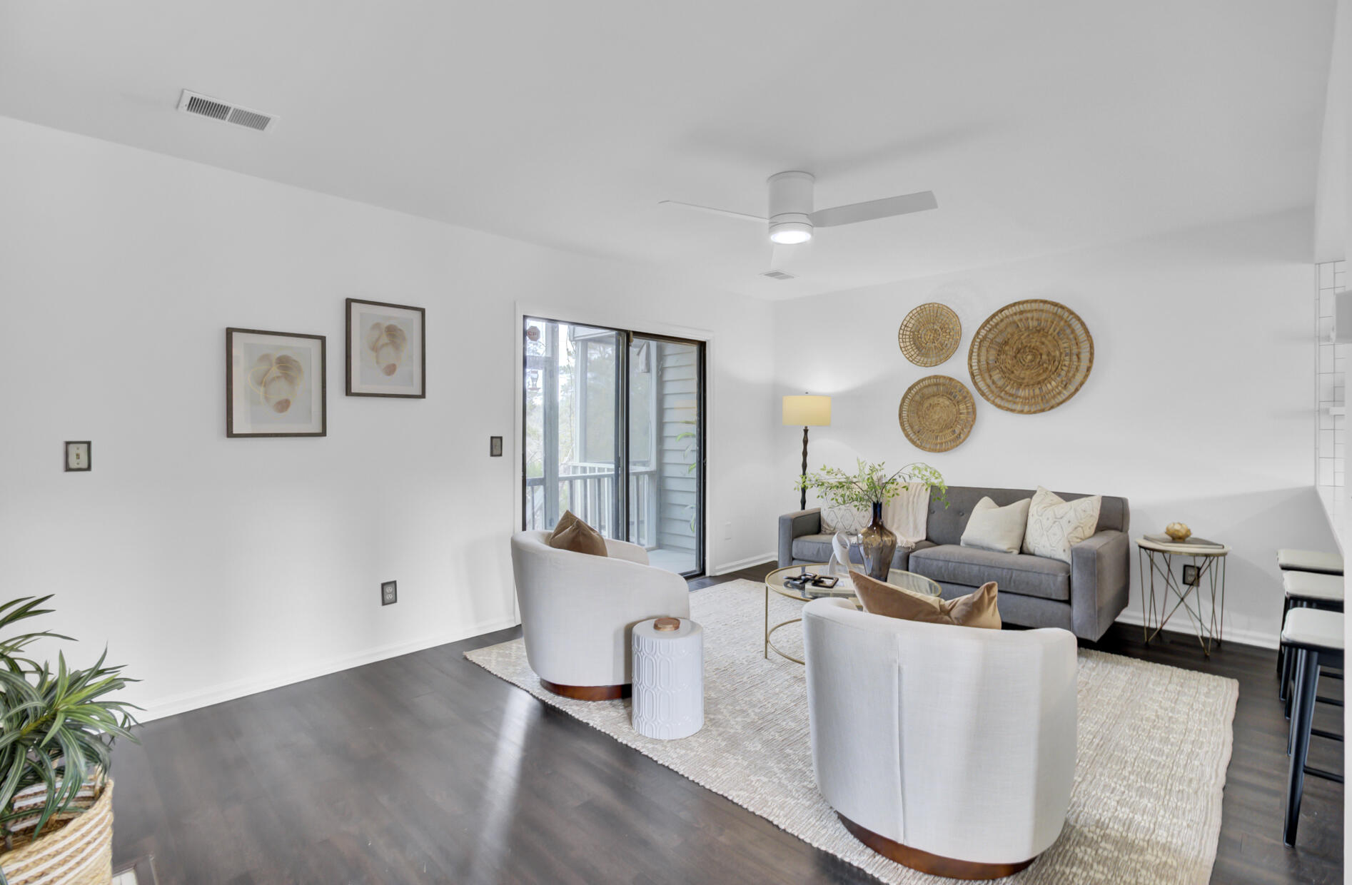 1077 Marsh Court Lane
