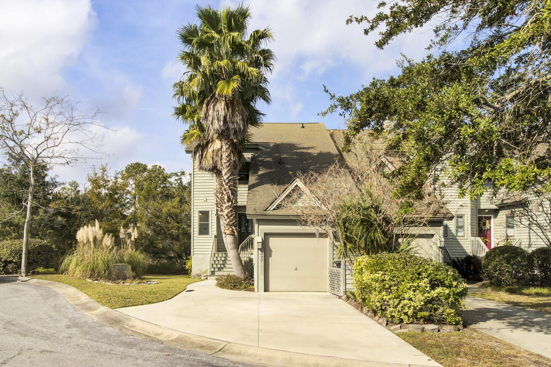 1077 Marsh Court Lane