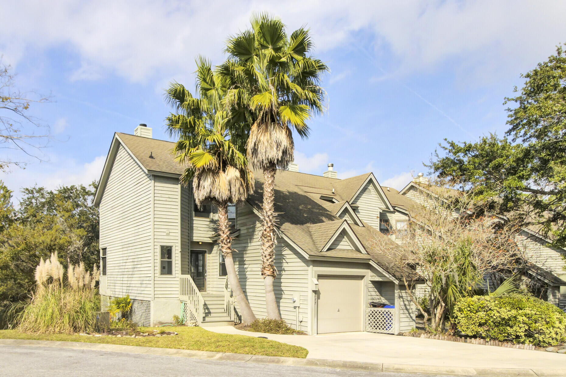 1077 Marsh Court Lane