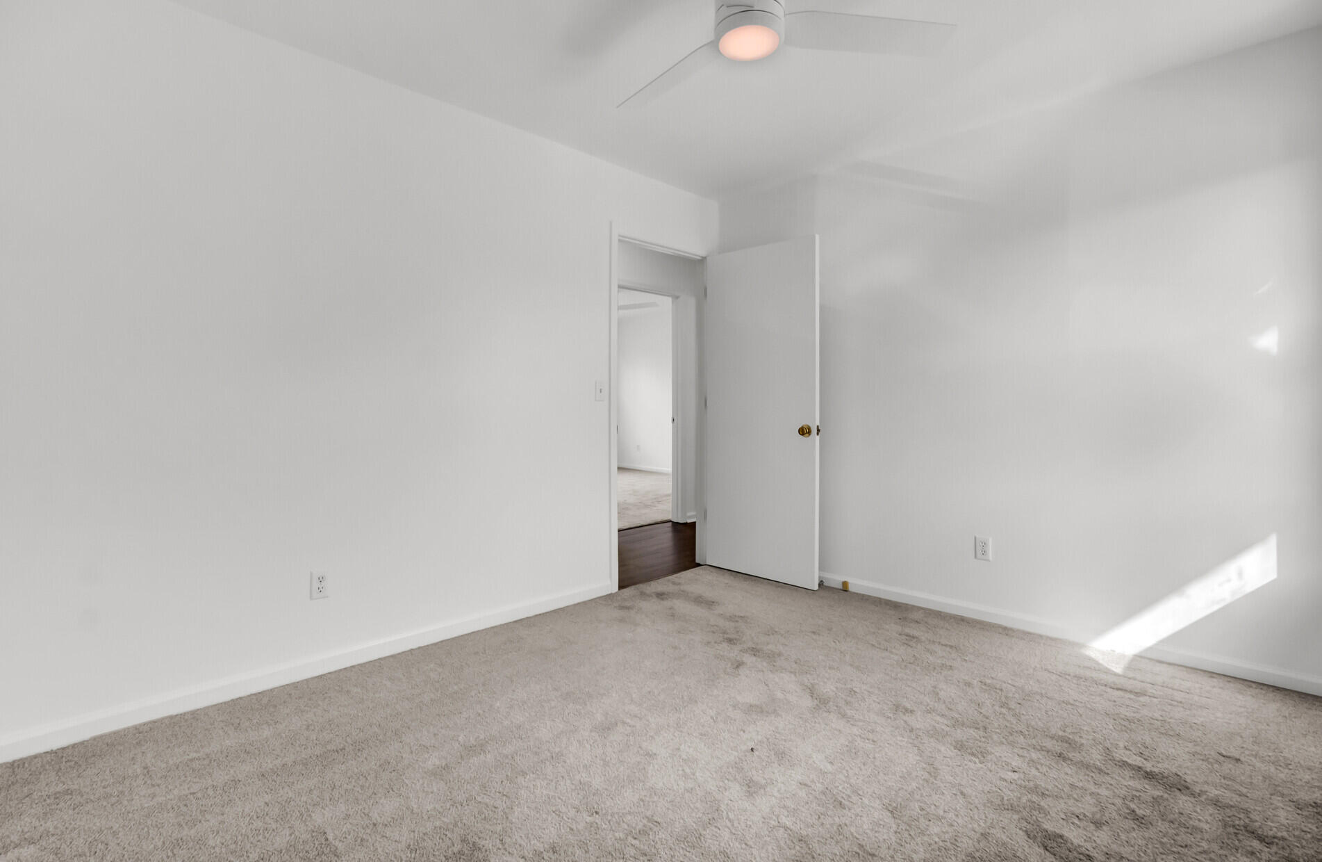 1077 Marsh Court Lane
