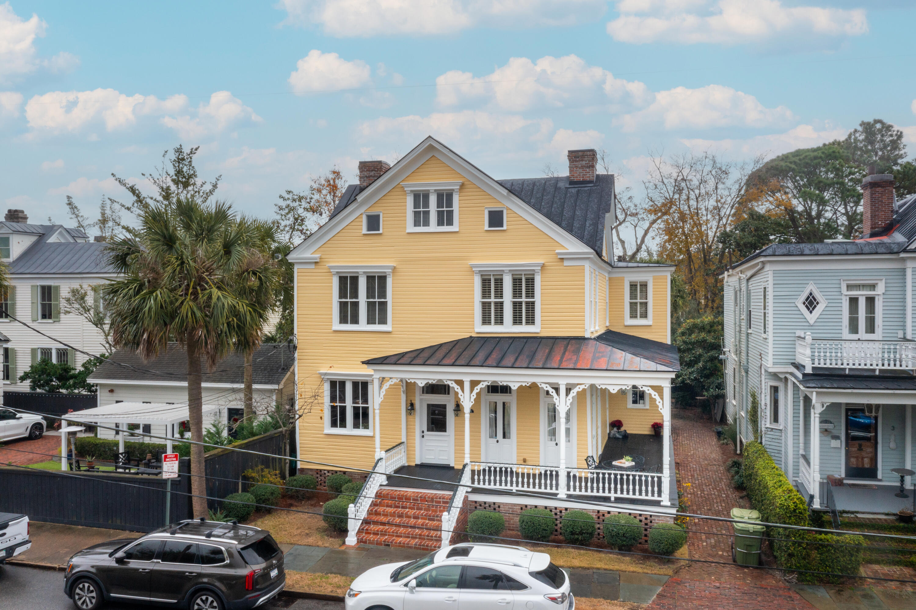 1 Bennett Street # 2
