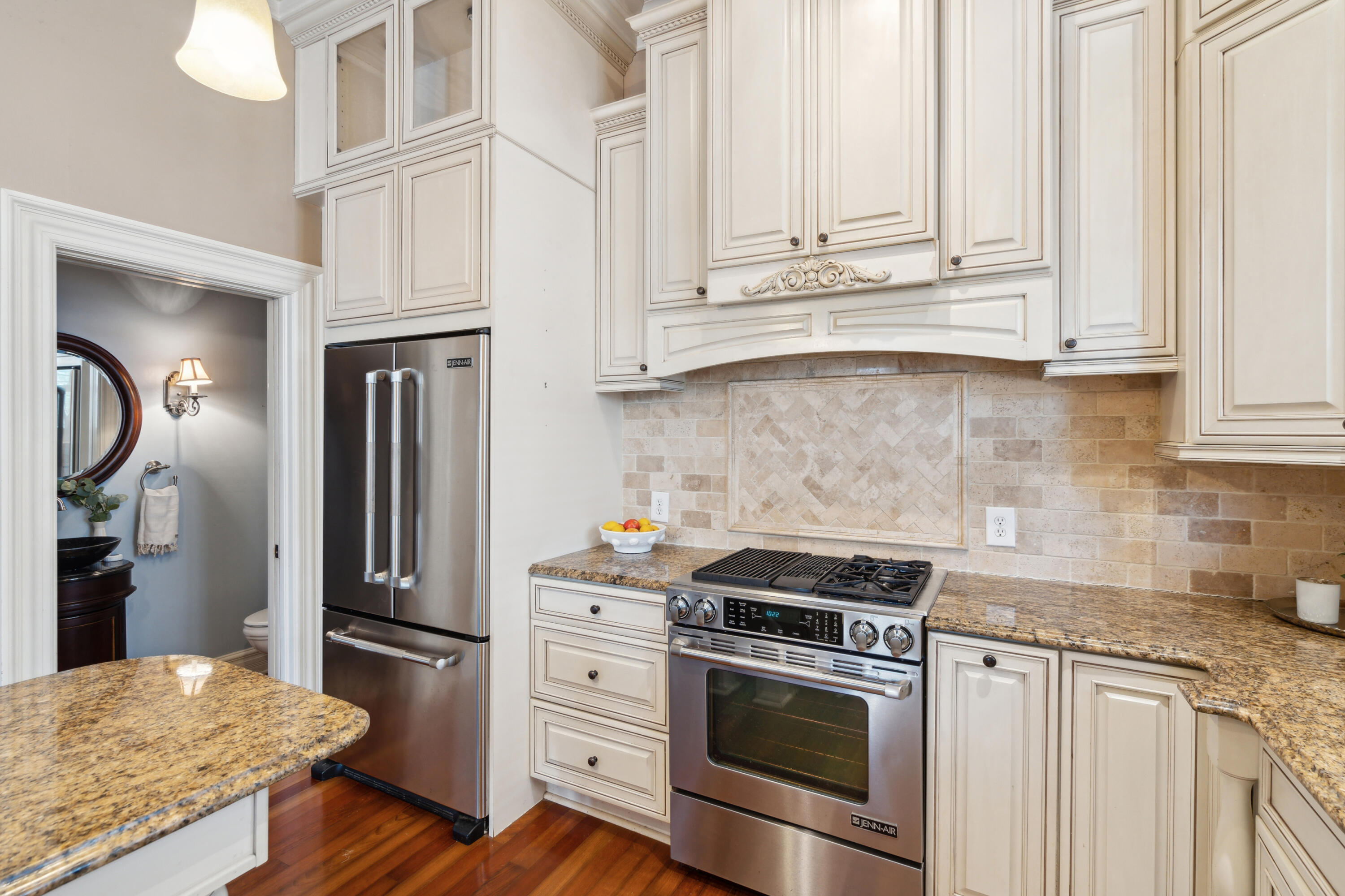 1 Bennett Street # 2