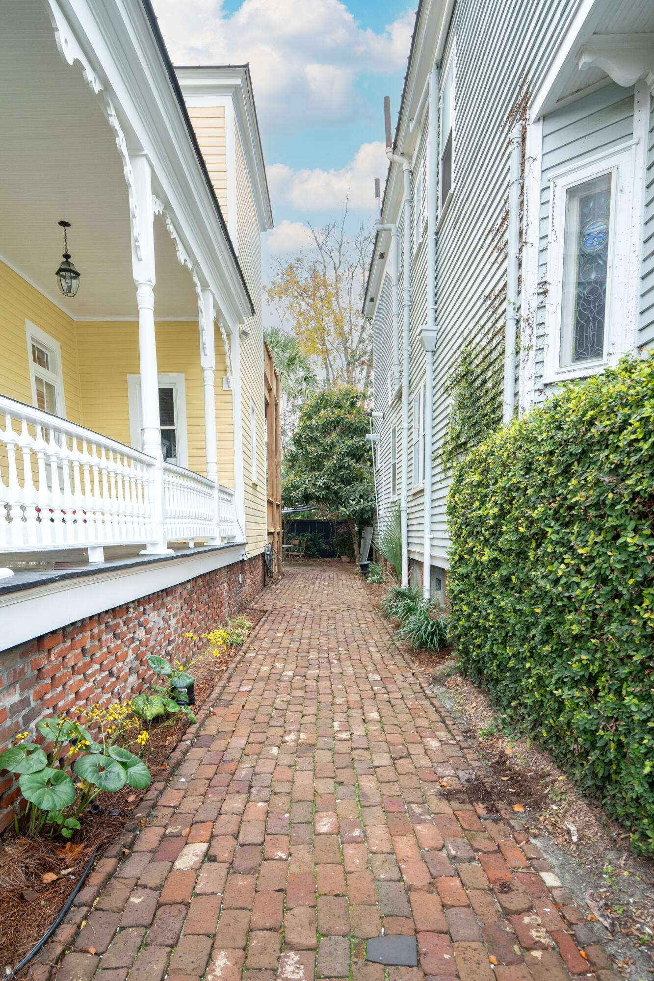 1 Bennett Street # 2