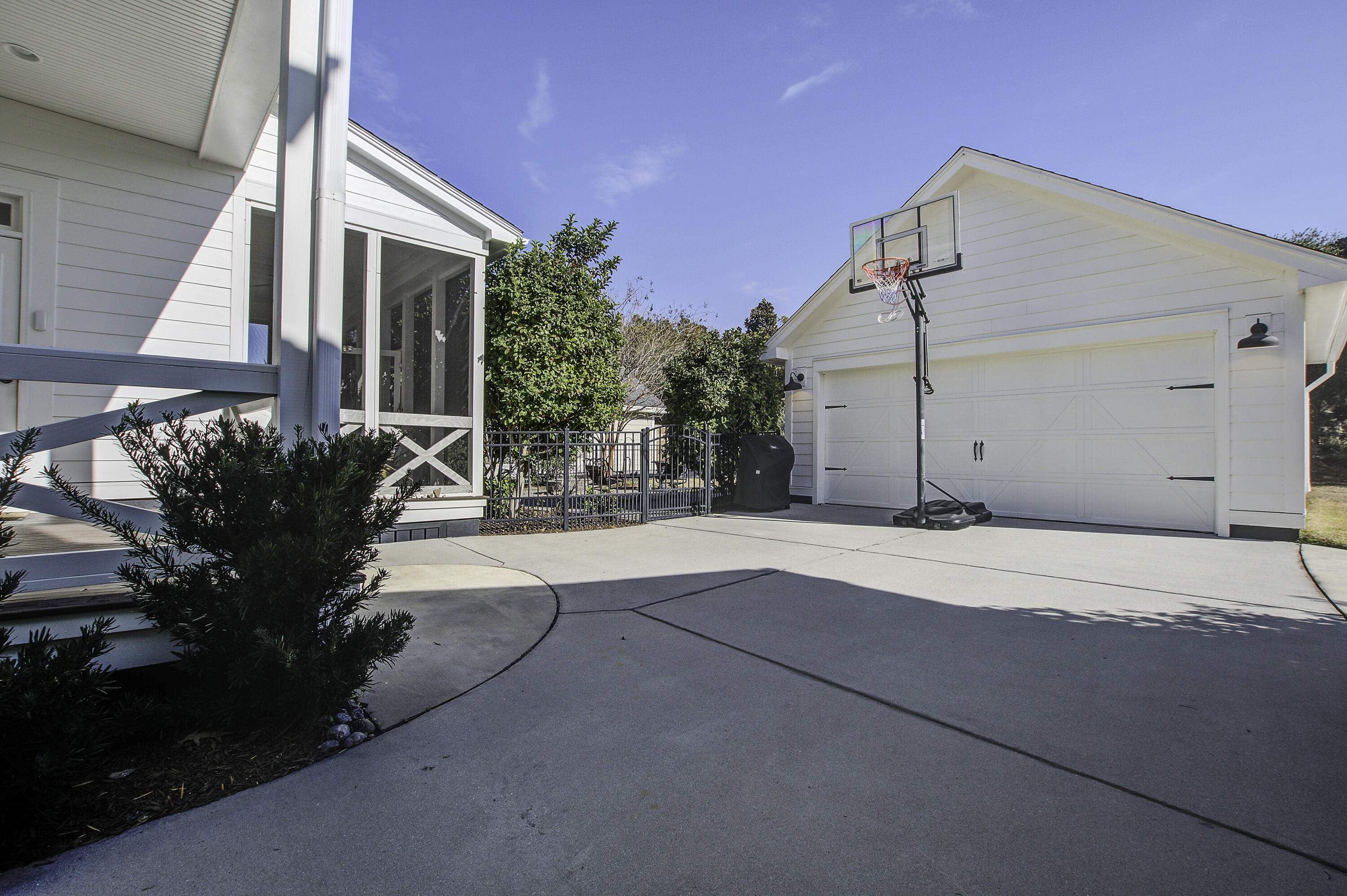 1518 Old Rivers Gate Road