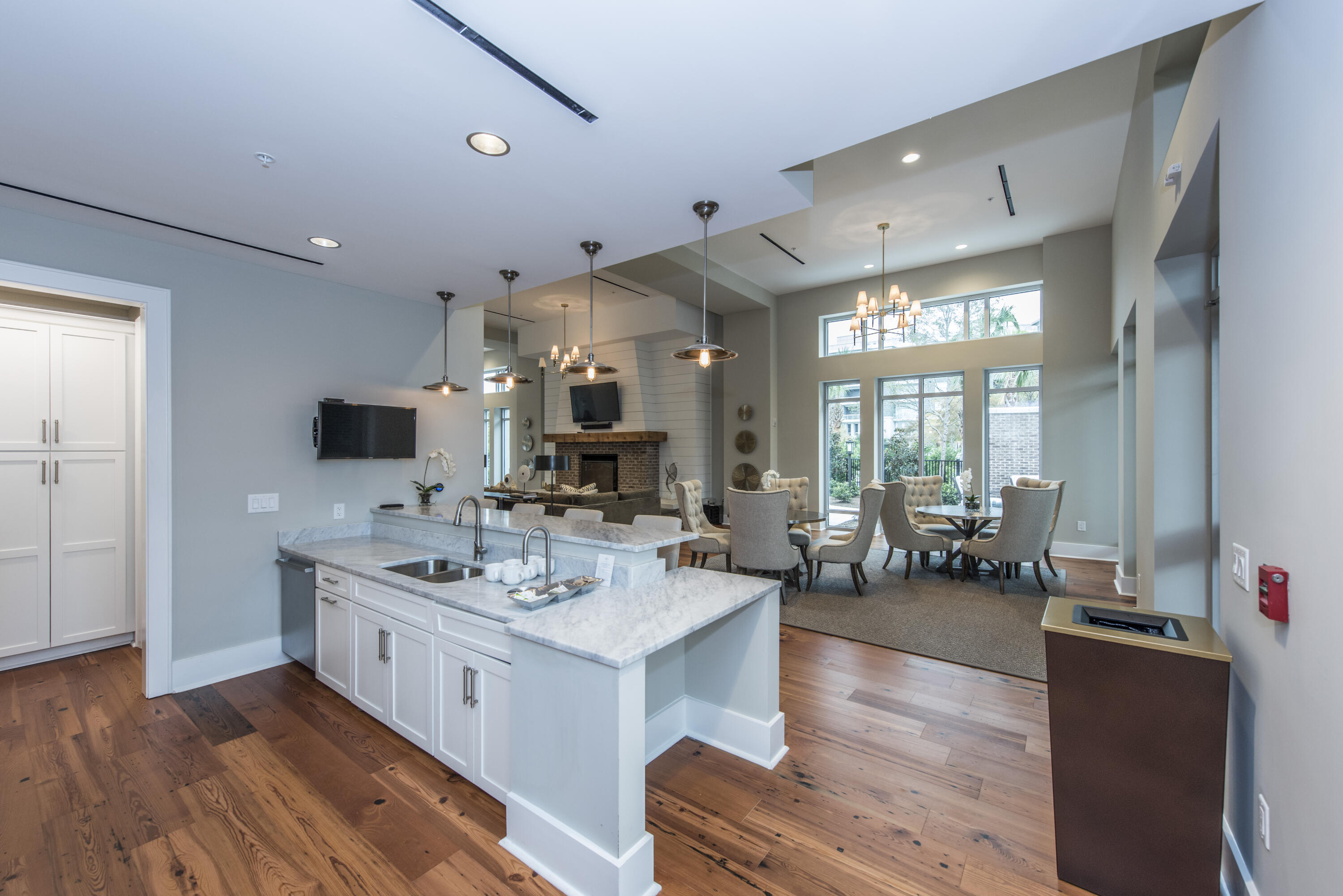 155 Wingo Way # 424