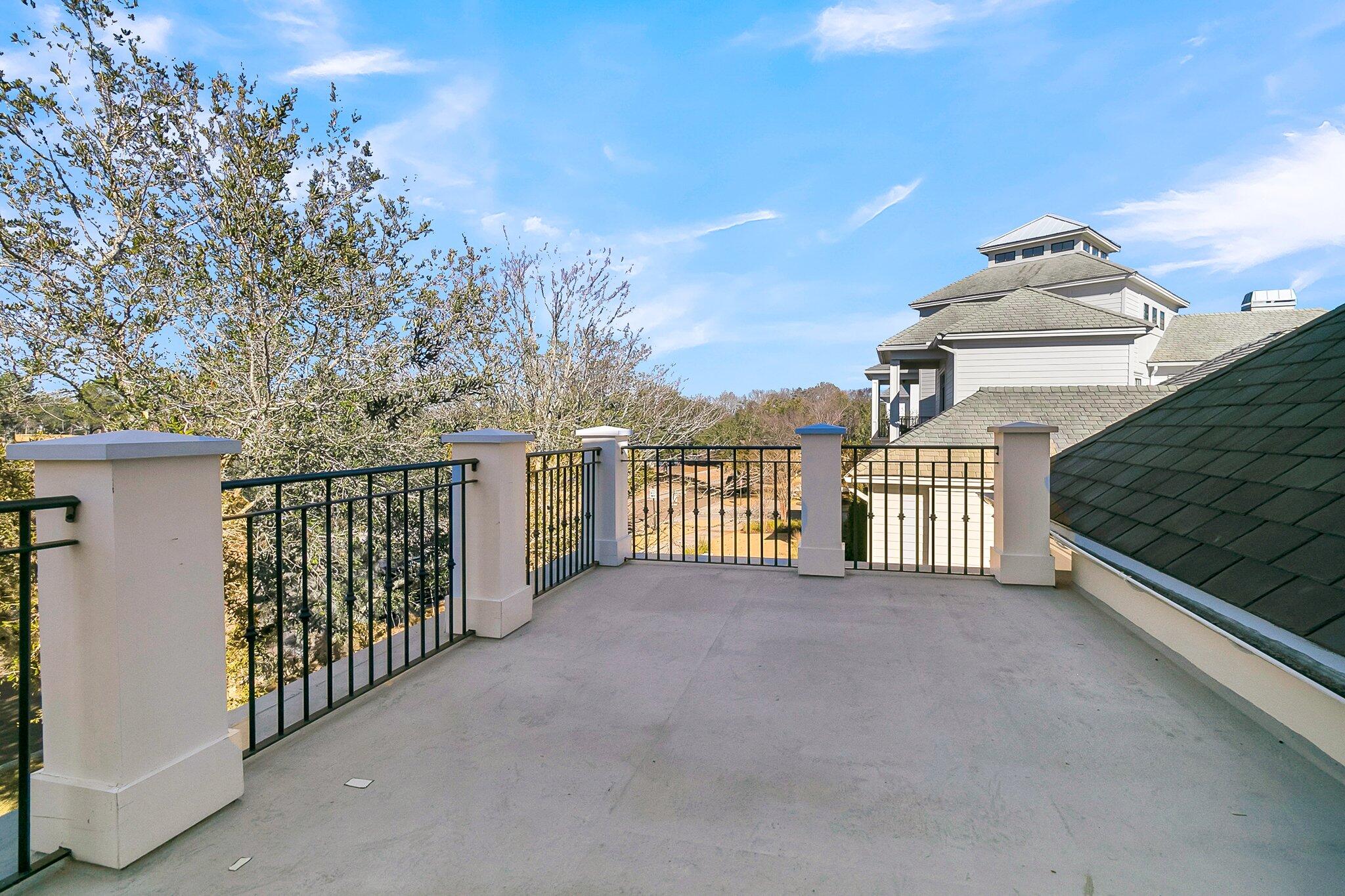 643 Island Park Drive