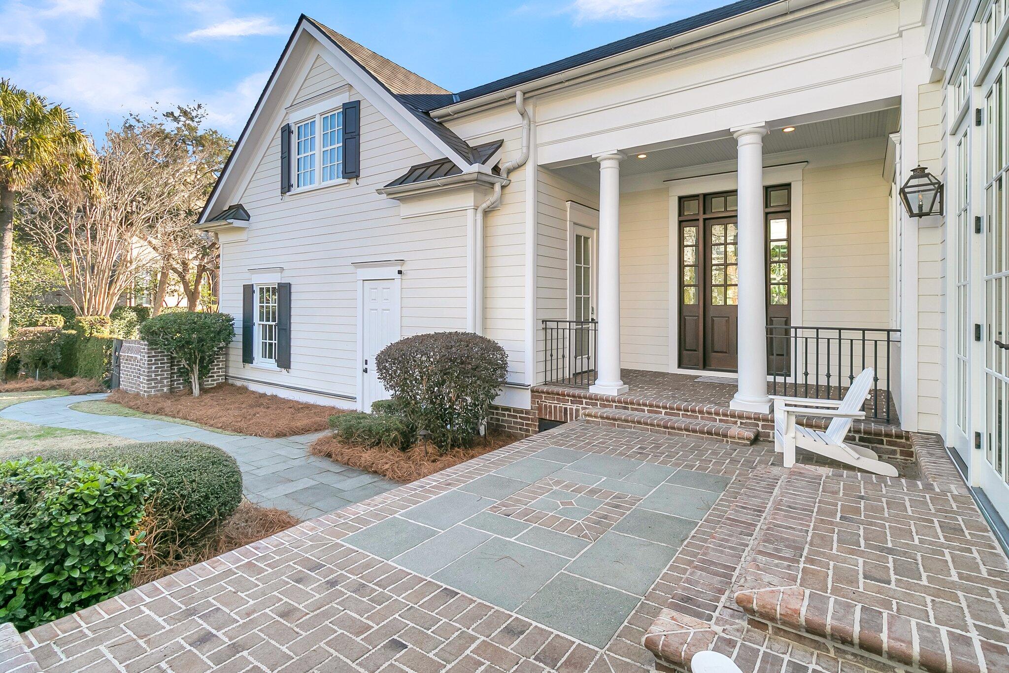 643 Island Park Drive