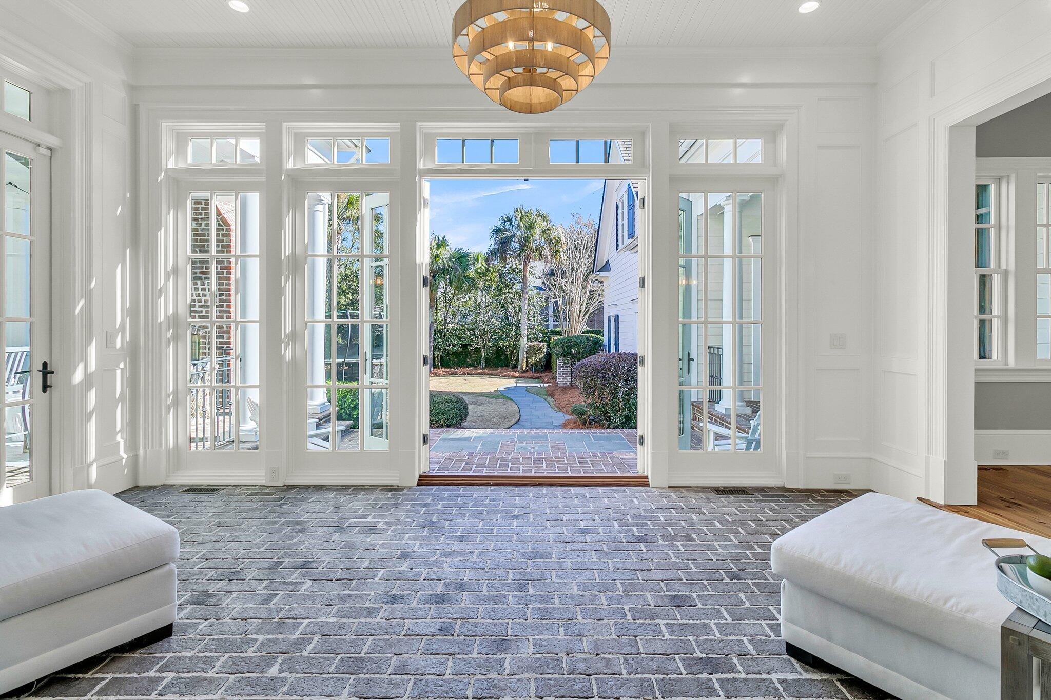 643 Island Park Drive