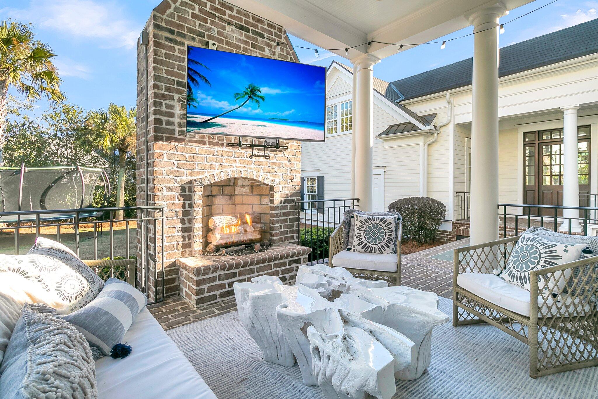 643 Island Park Drive