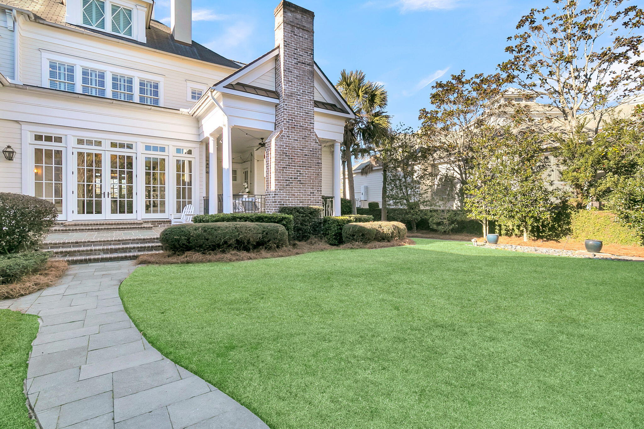 643 Island Park Drive