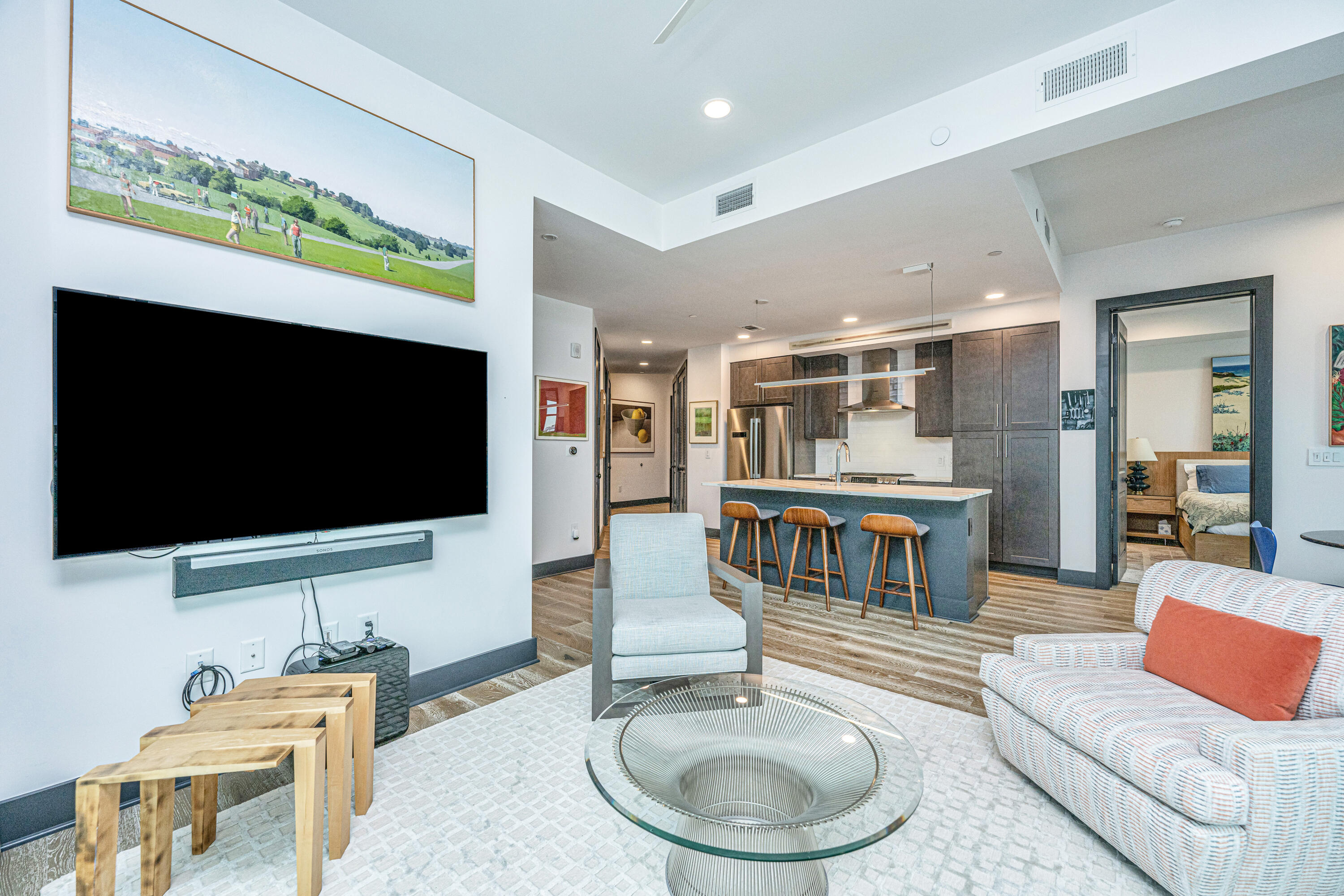 5 Gadsdenboro Street # 515