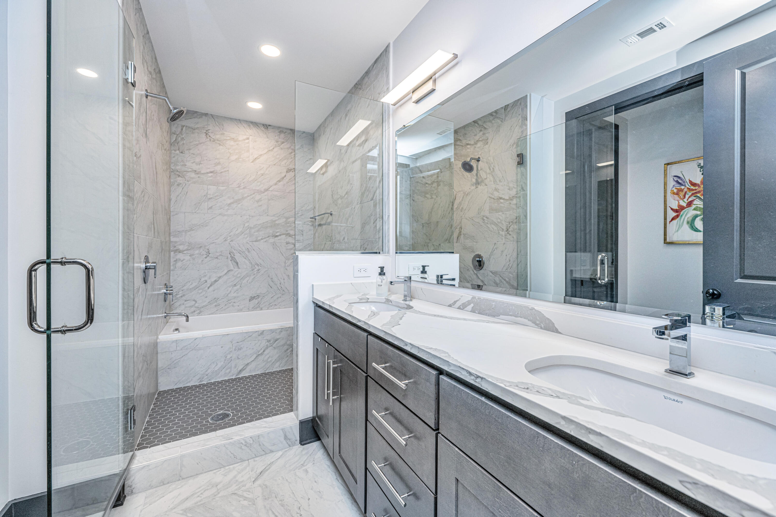 5 Gadsdenboro Street # 515