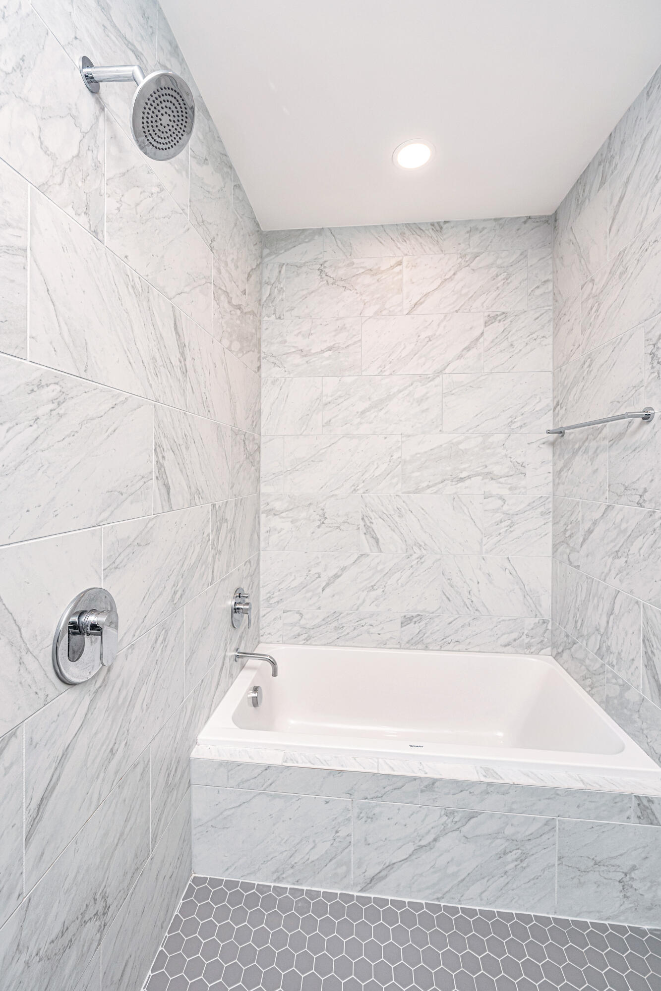 5 Gadsdenboro Street # 515