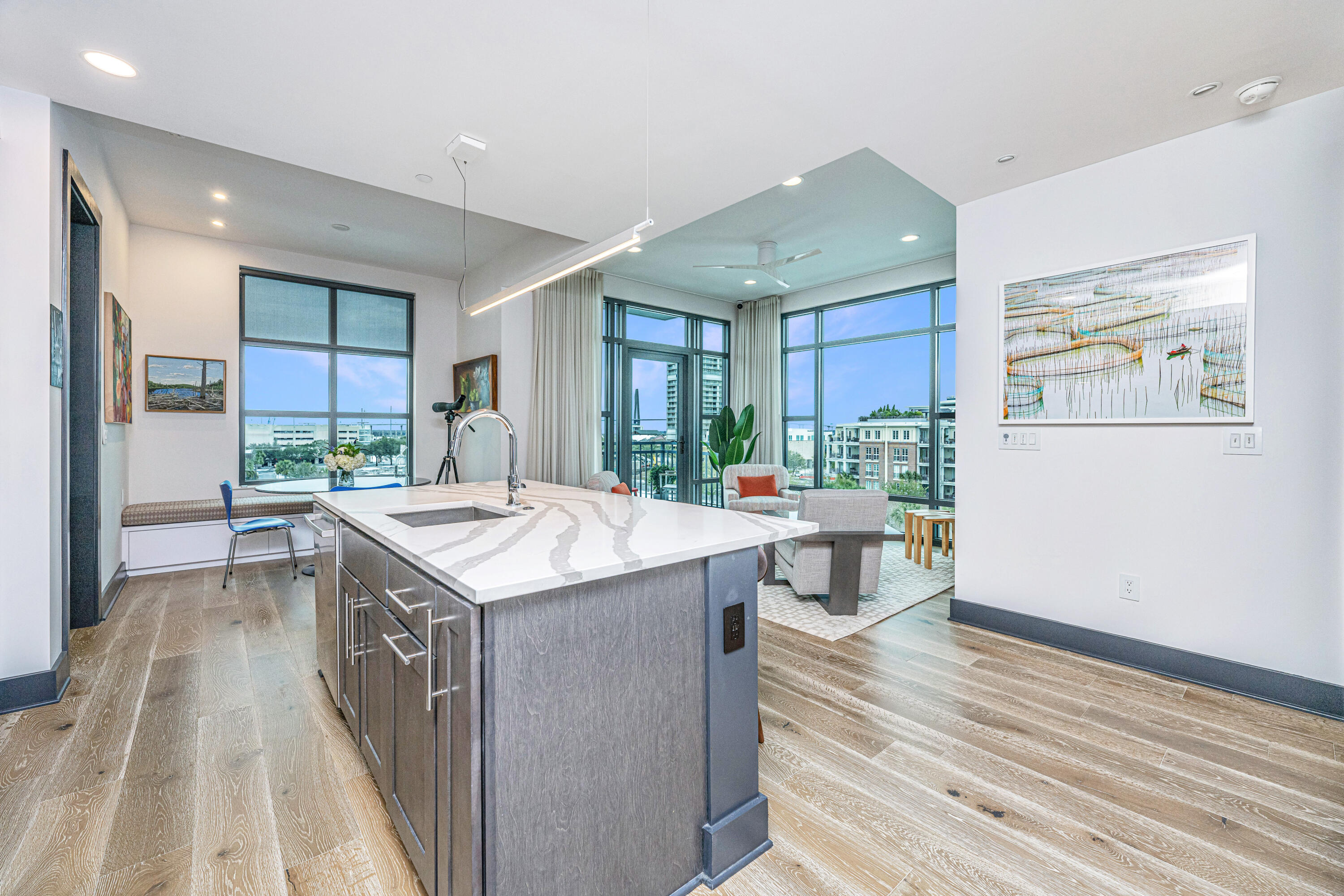 5 Gadsdenboro Street # 515