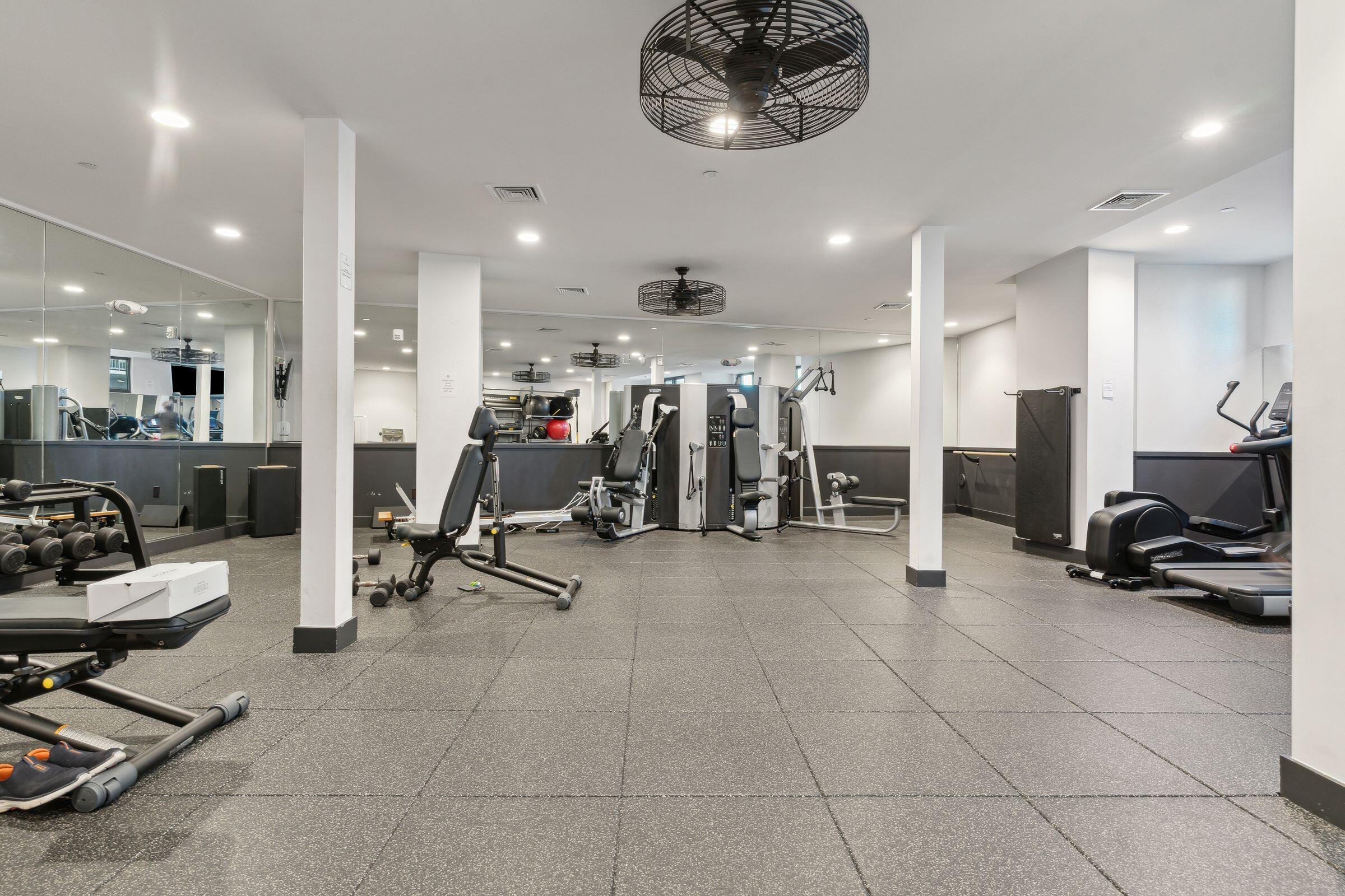 5 Gadsdenboro Street # 515