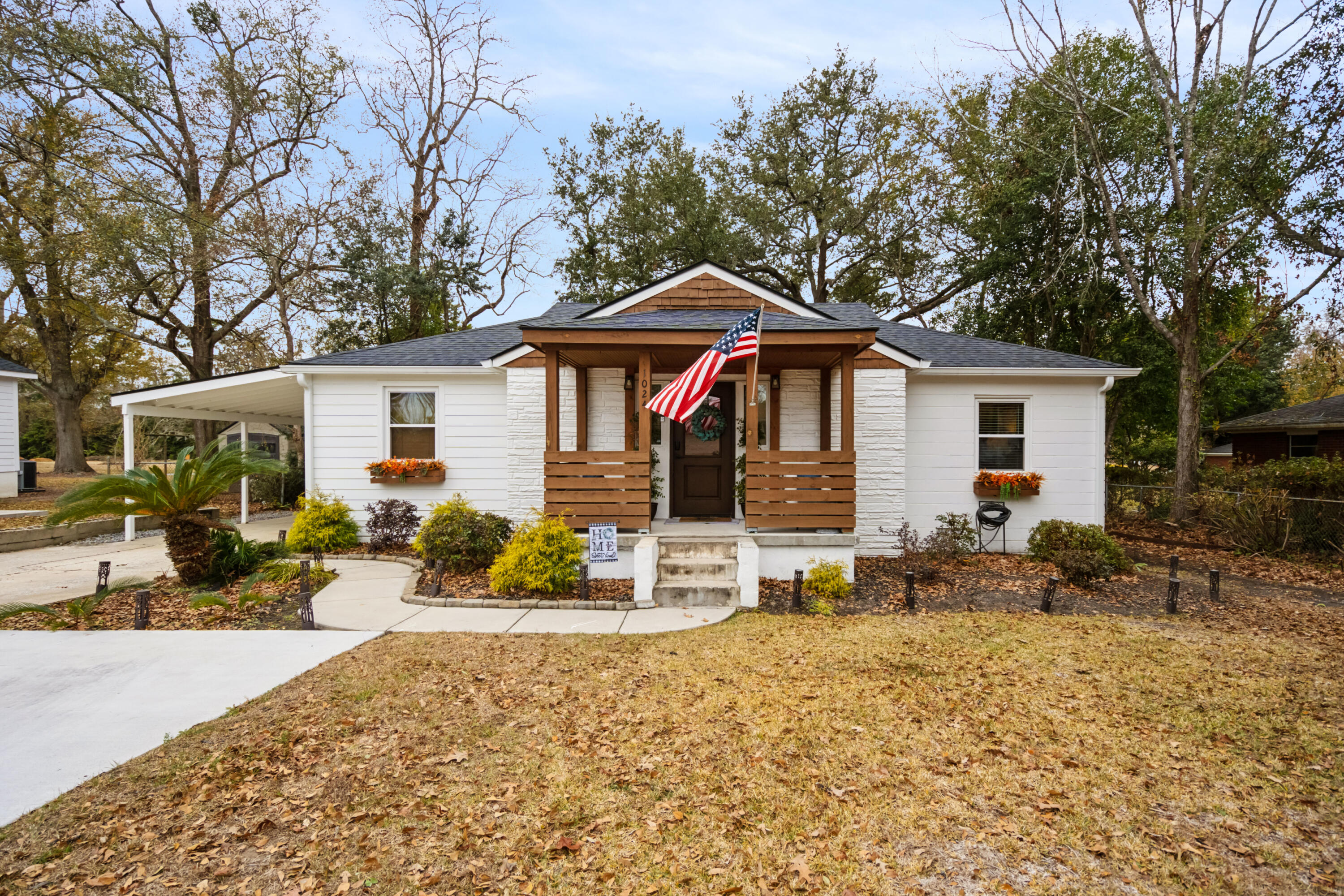 1024 Holcombe Road