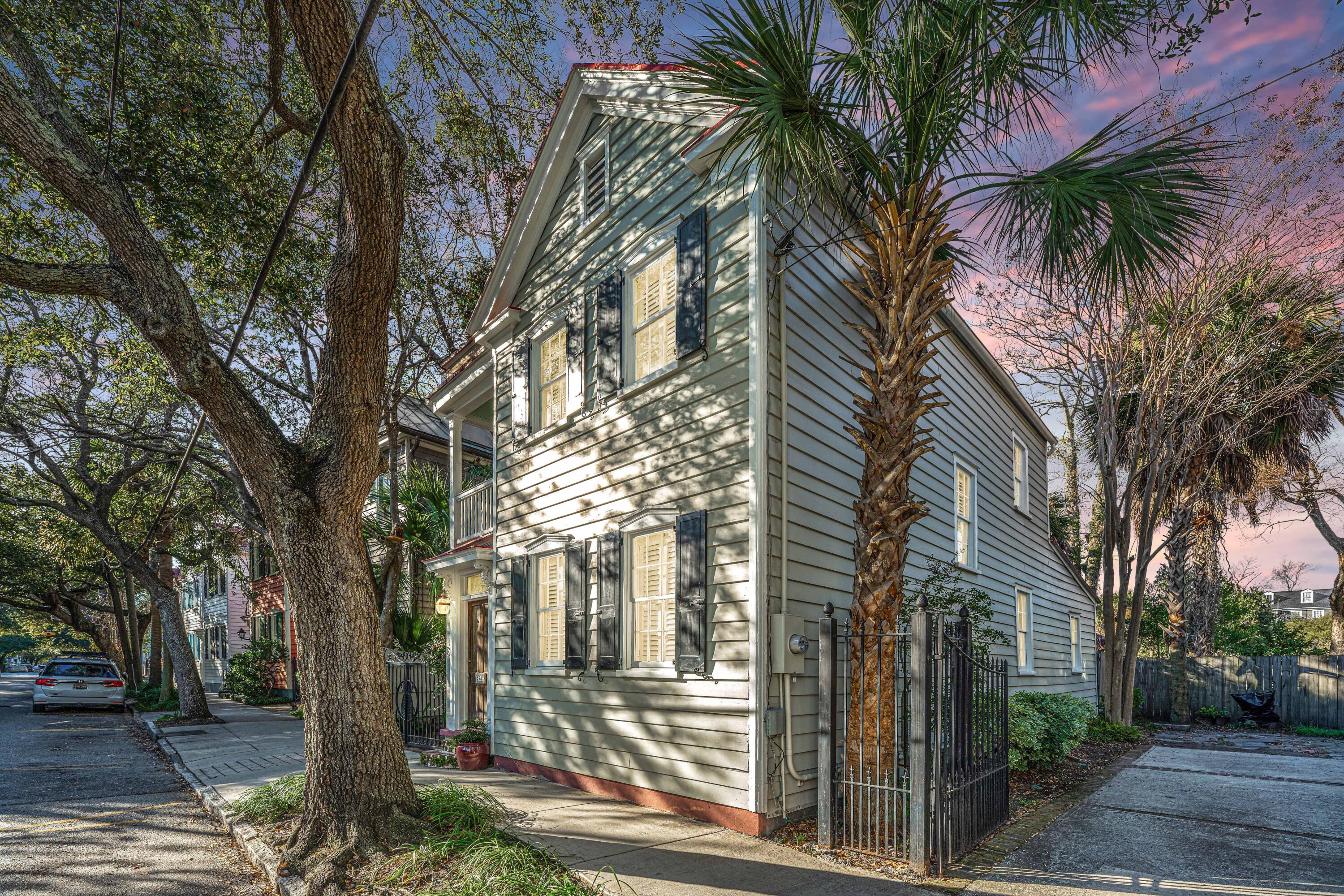 34 Warren Street