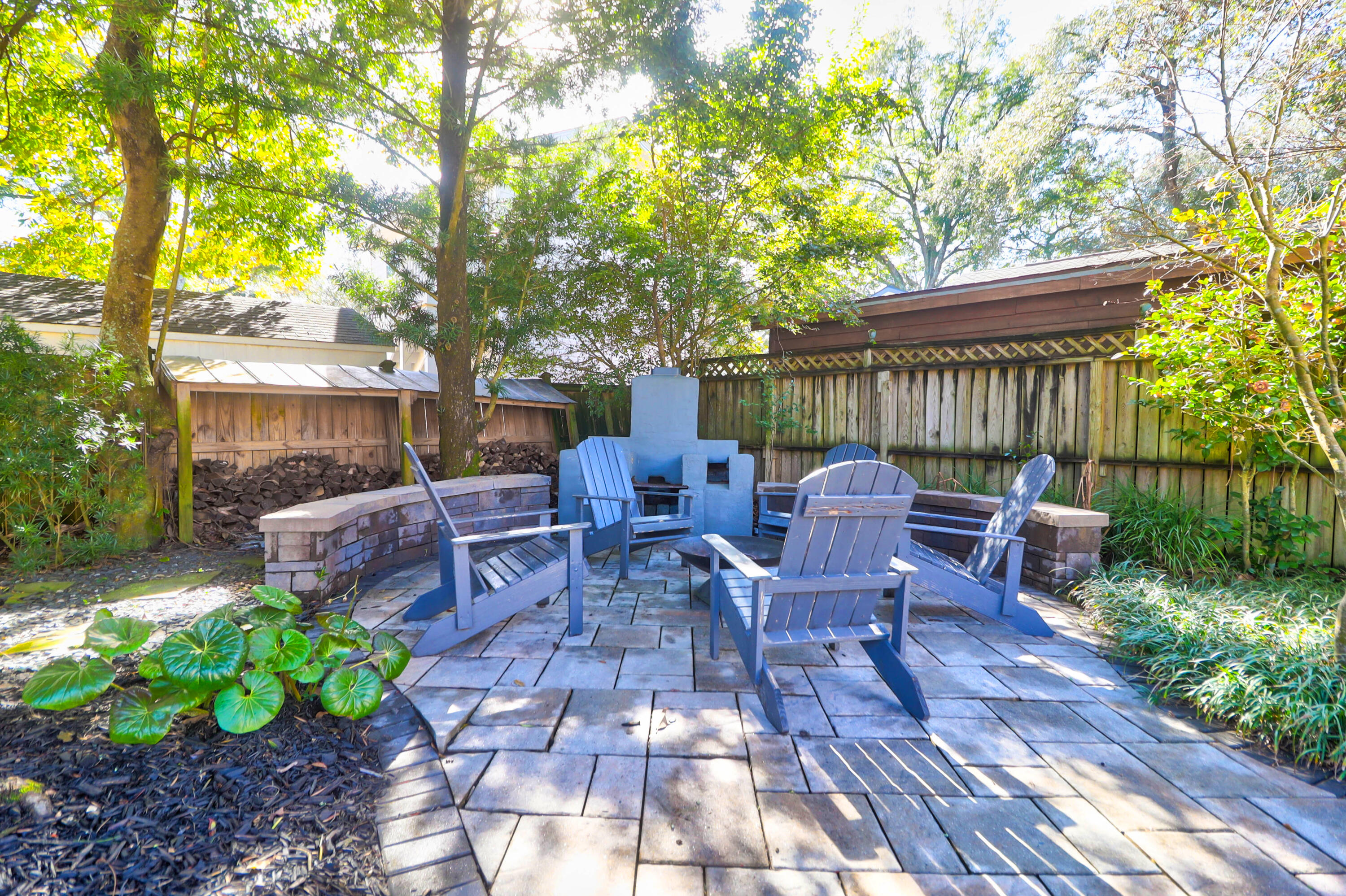 2157 Wappoo Drive