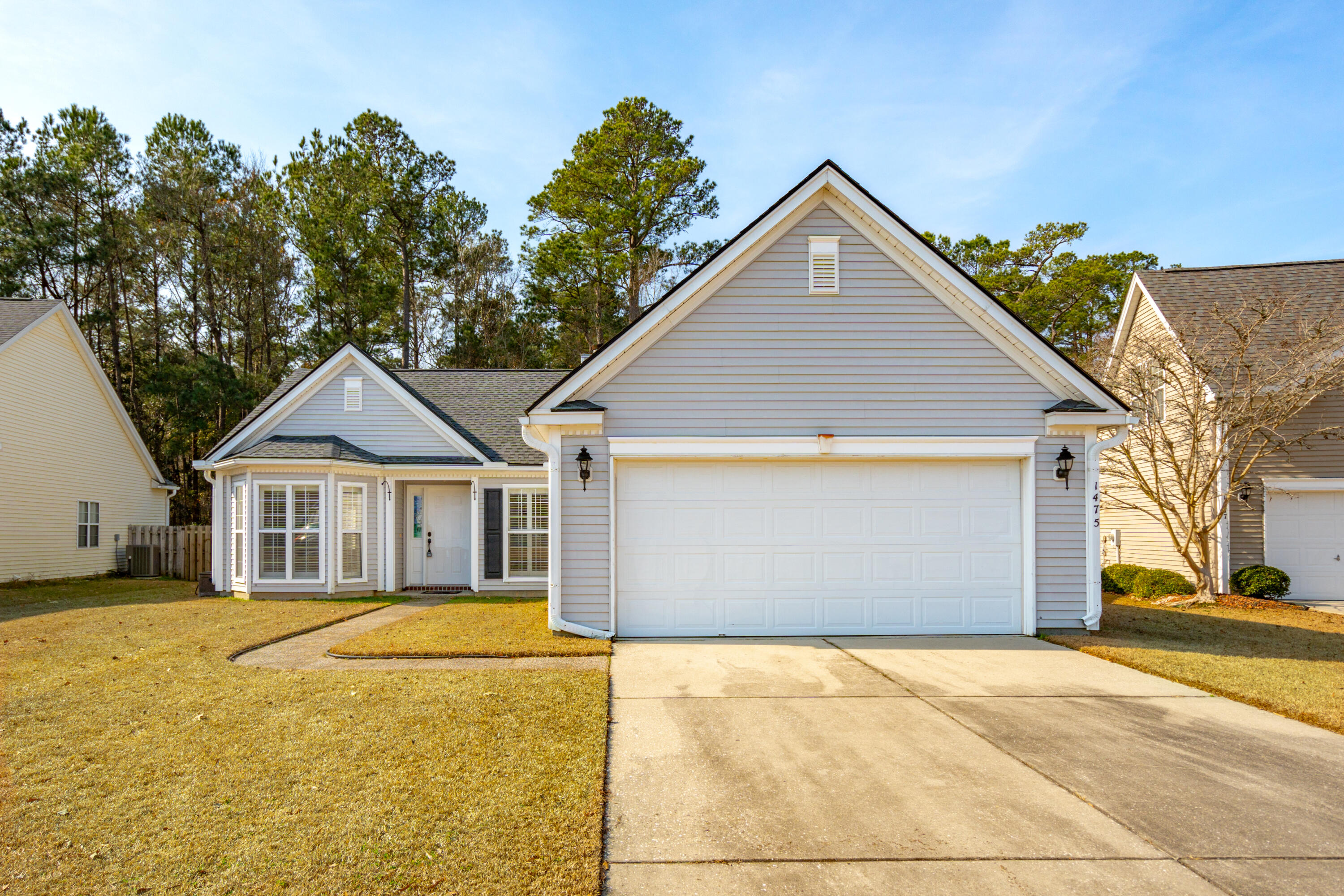 1475 Coopers Hawk Drive