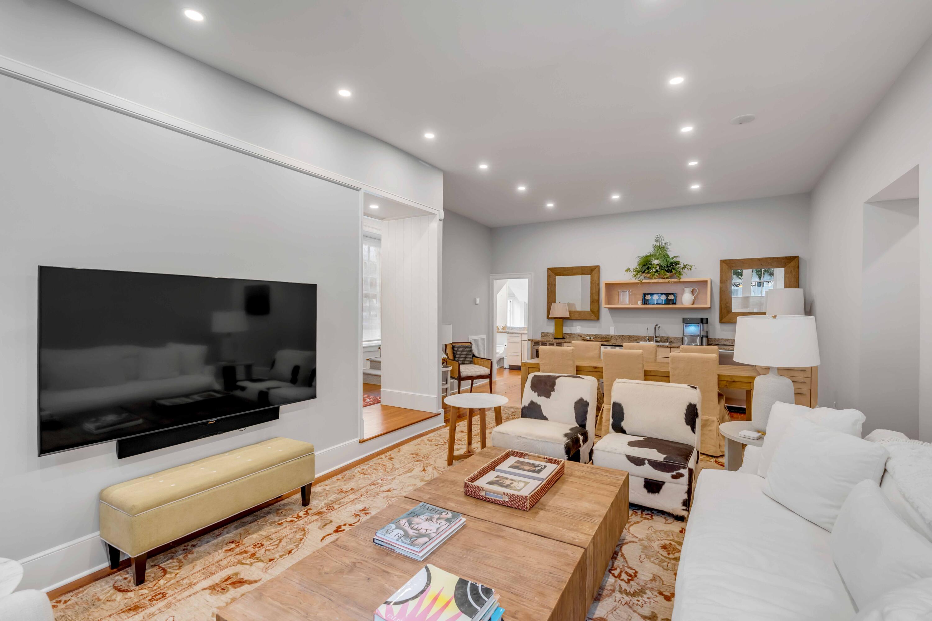 90 E Bay Street