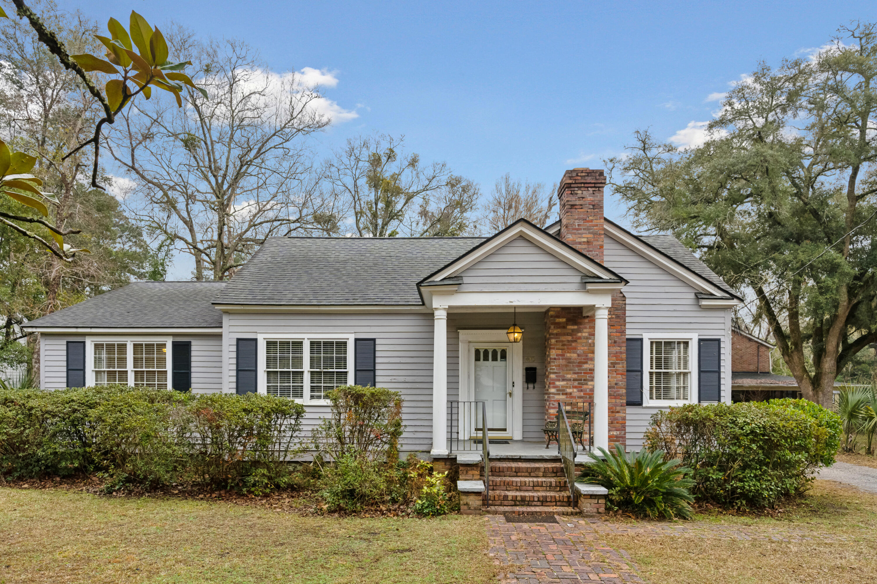 105 S Palmetto Street