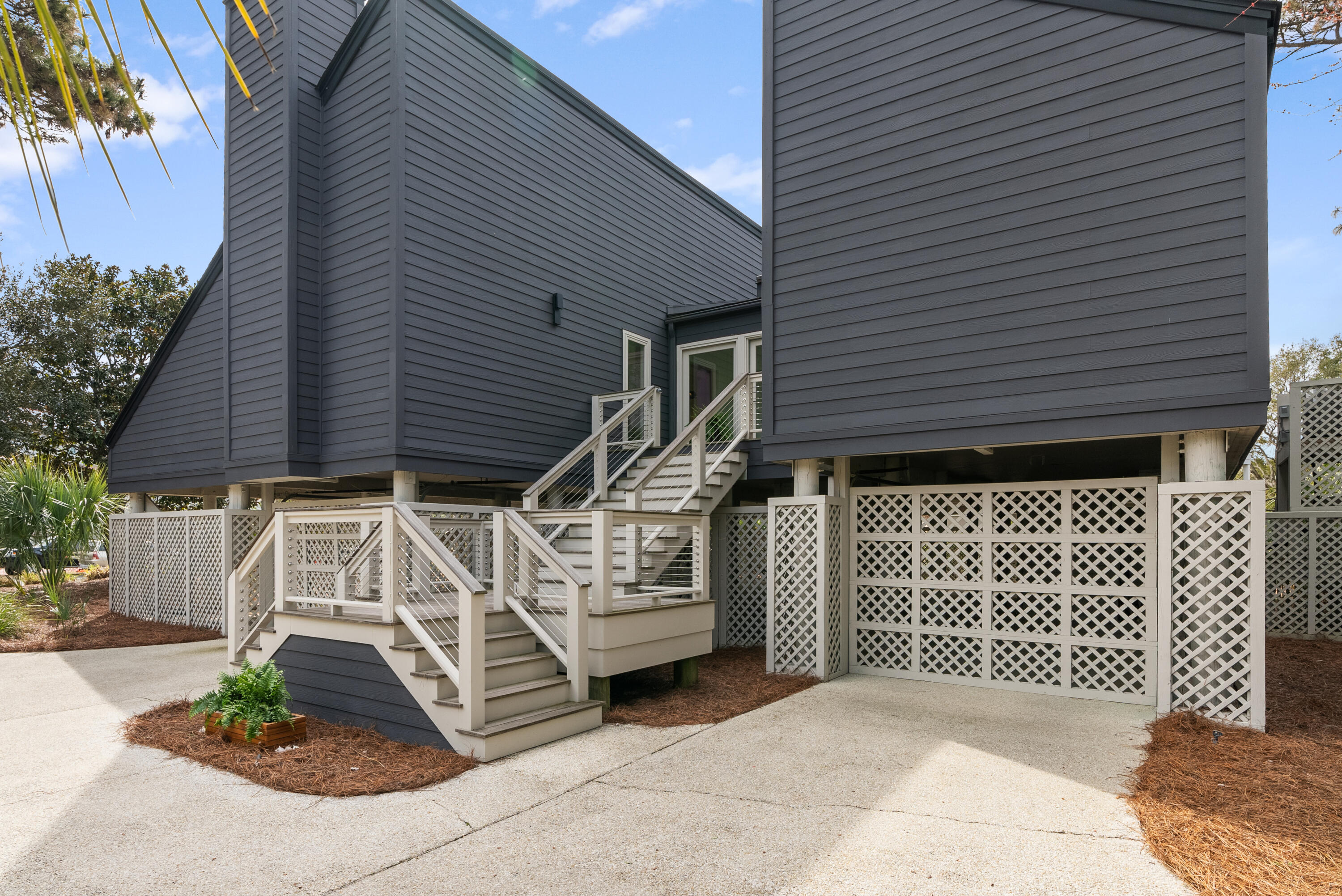 2276 Seascape Court