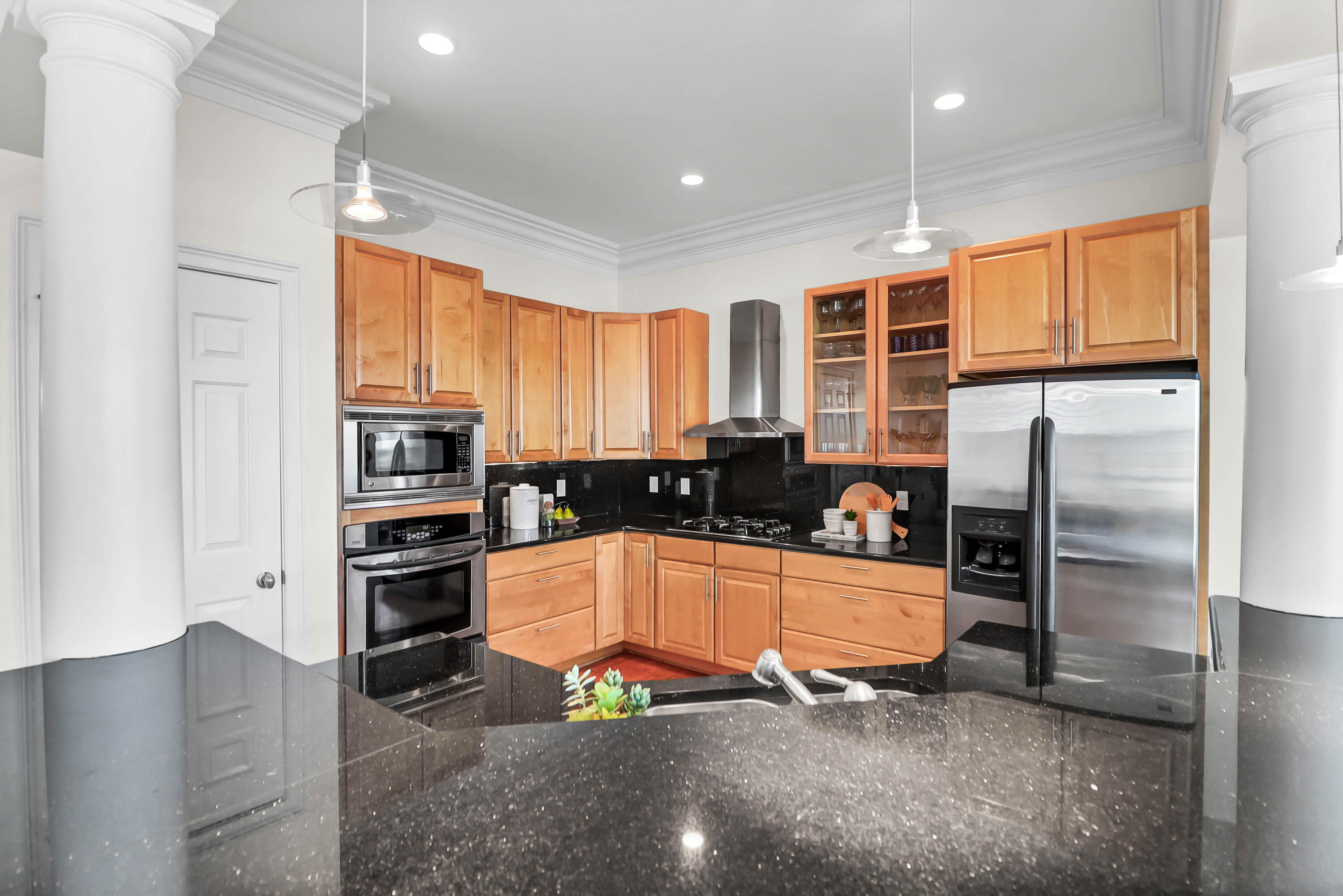 23 Lowndes Pointe Drive
