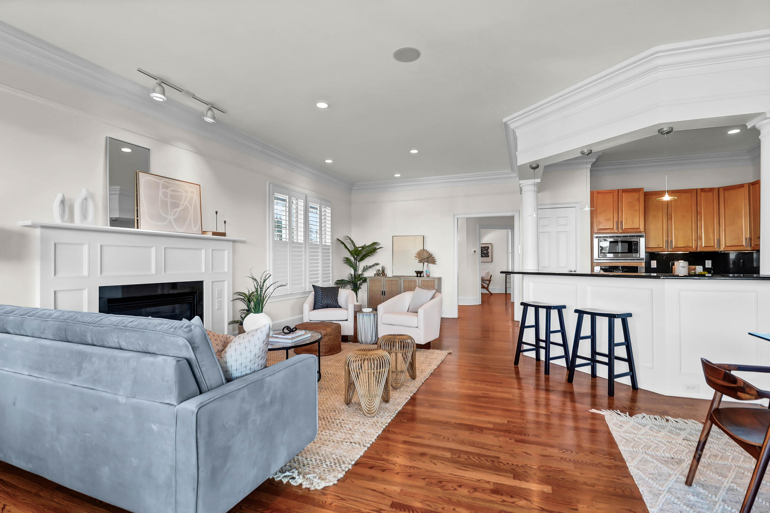 23 Lowndes Pointe Drive