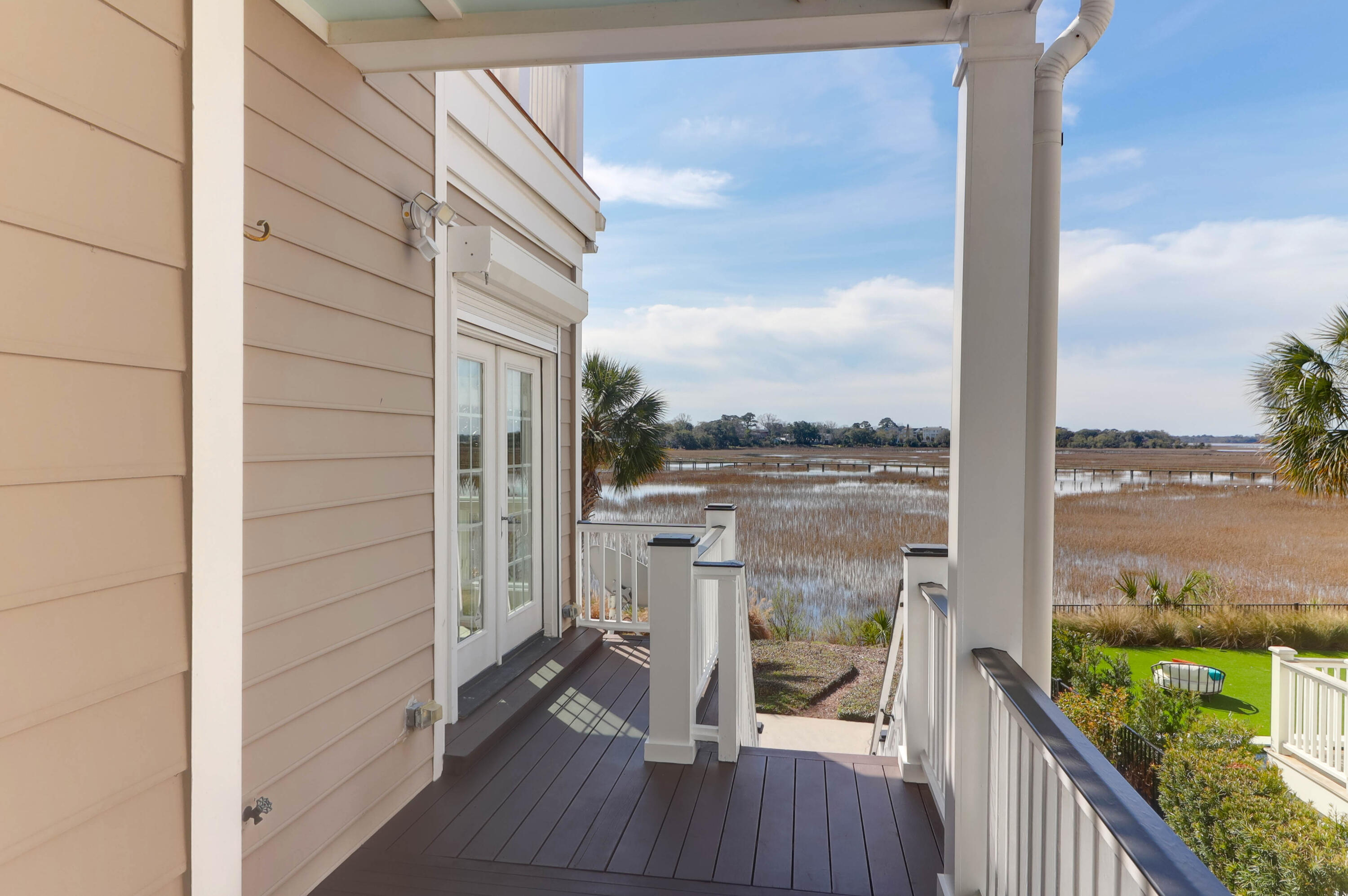 23 Lowndes Pointe Drive
