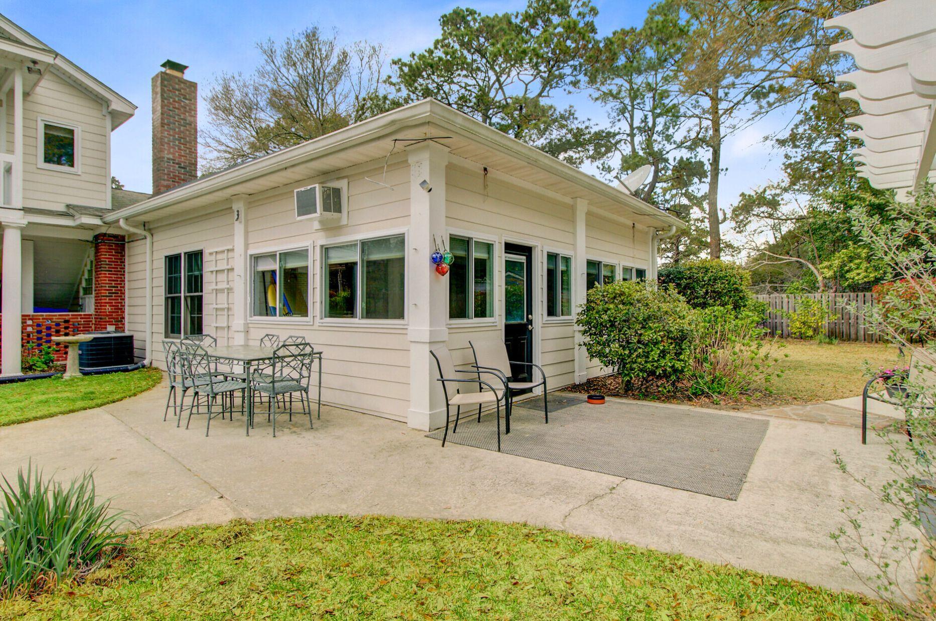 958 Mikell Drive